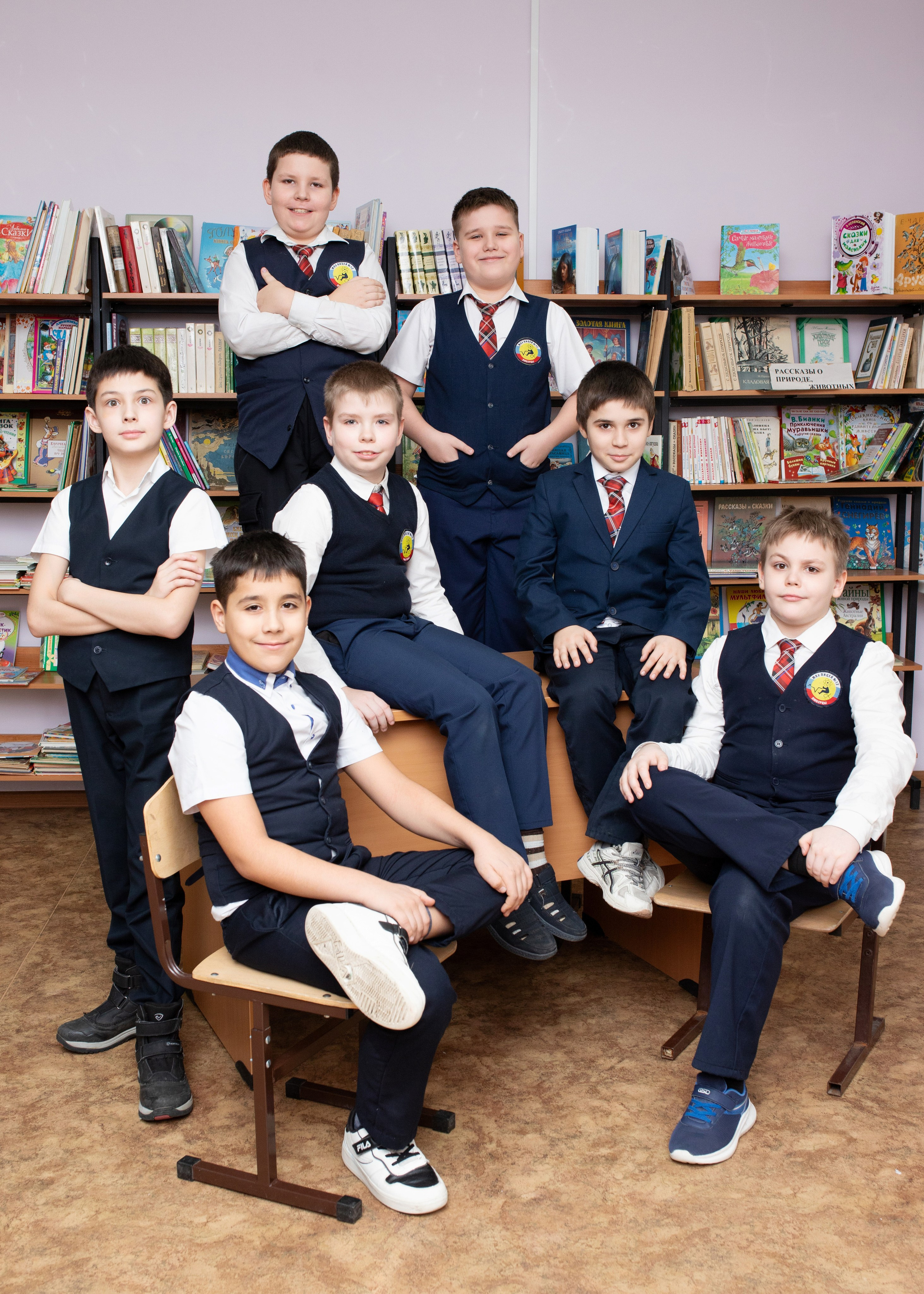 Групповая фотография. Начальная школа. 4 класс. Фотограф Игорь Полозов
