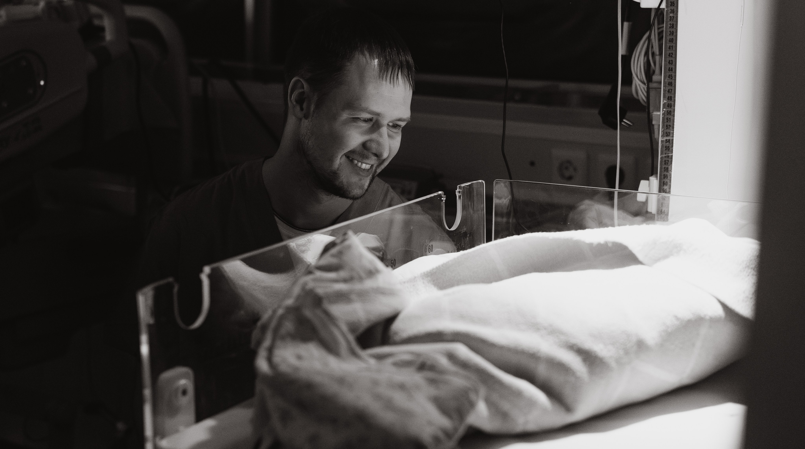 Партнерские роды в Москве в роддоме 8 Выхино. Семейный, ньюборн фотограф, фотограф на роды в Москве, Виктория Тюльдюкова