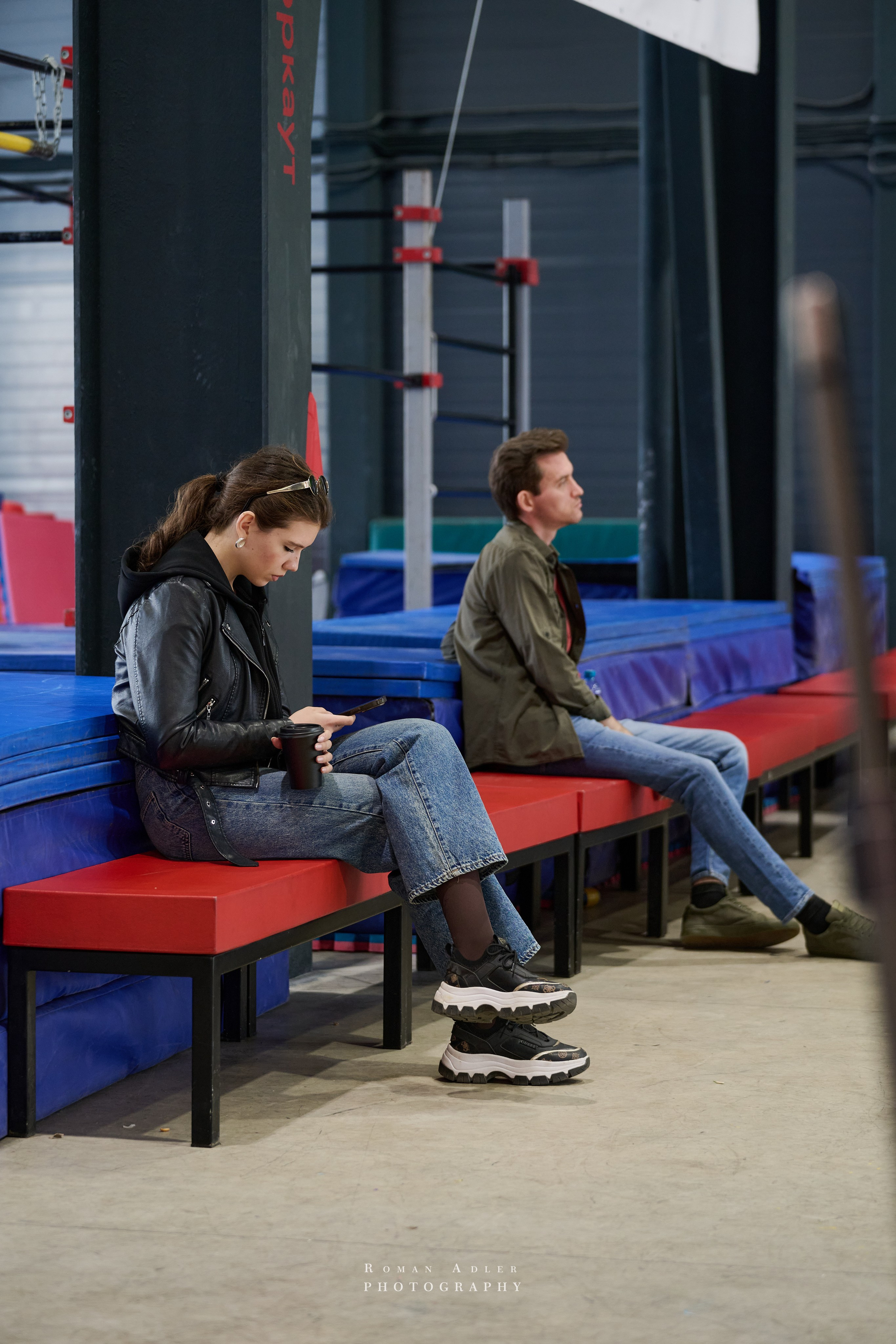 Репортаж со съёмок фильма «Своя в доску». Фотограф Роман Адлер