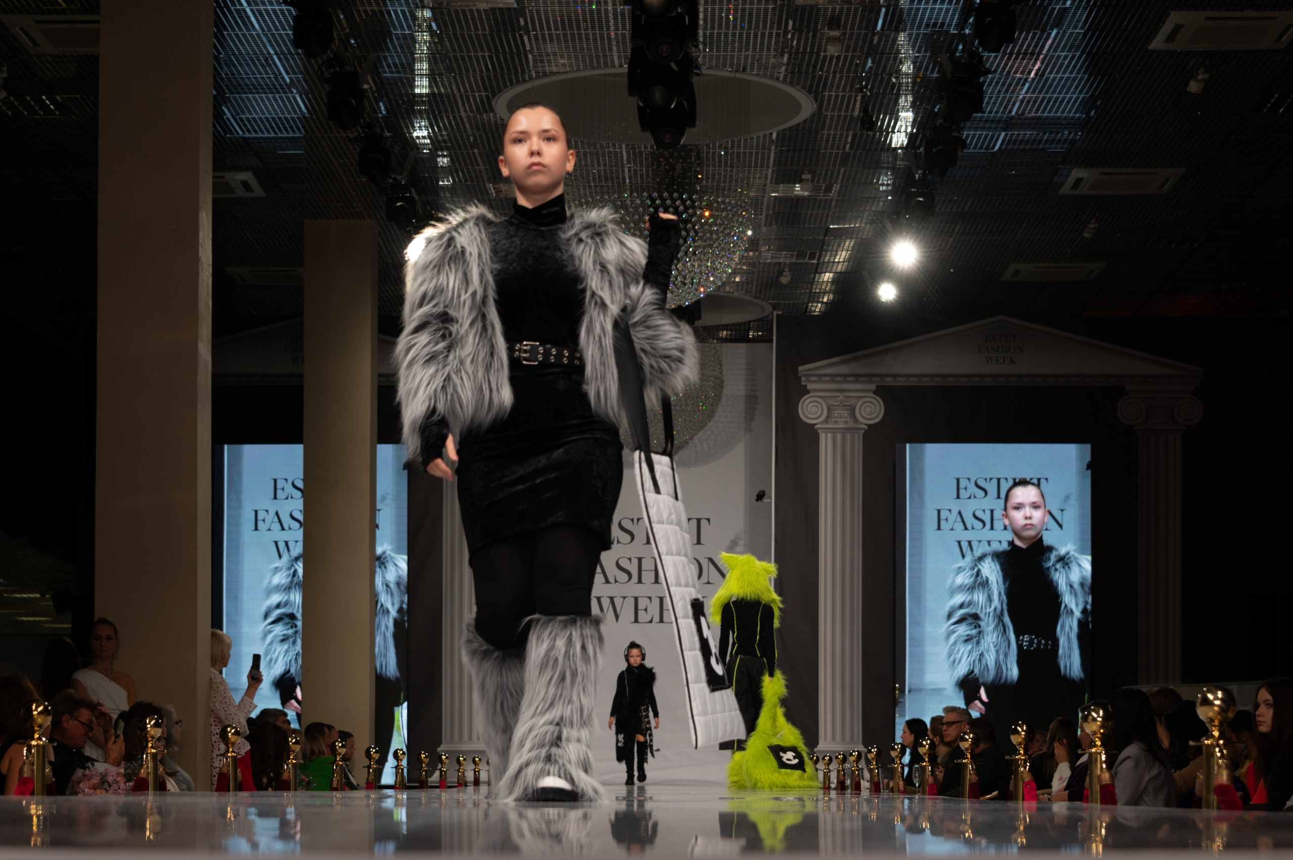 Estet Fashion Week-2023. Фотограф Роман Адлер