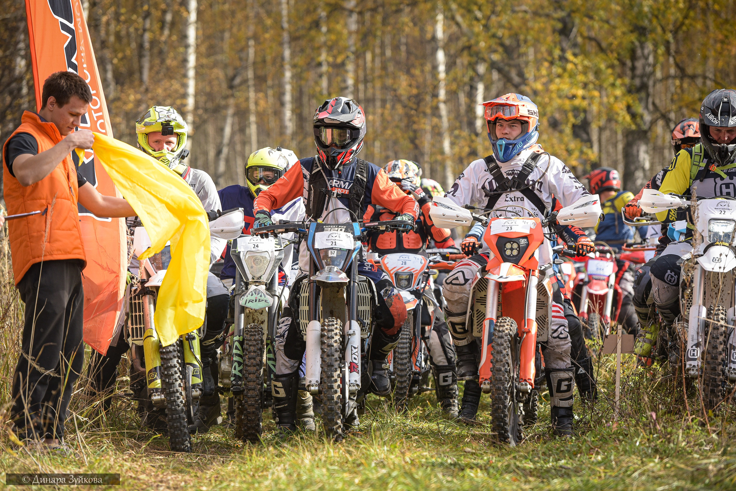 Вино из одуванчика. Мотофотограф в Нижнем Новгороде Динара Зуйкова