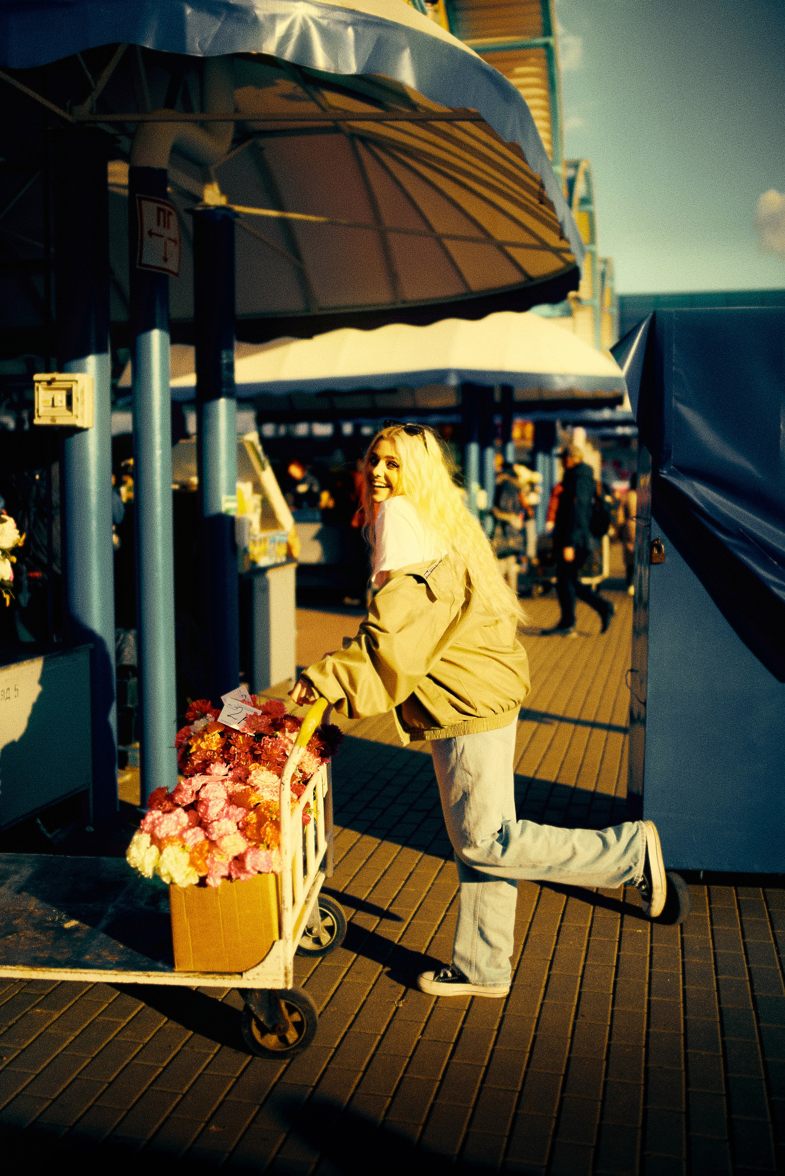 Метро и Комаровка. Антон Арнольд | Фотограф Минск