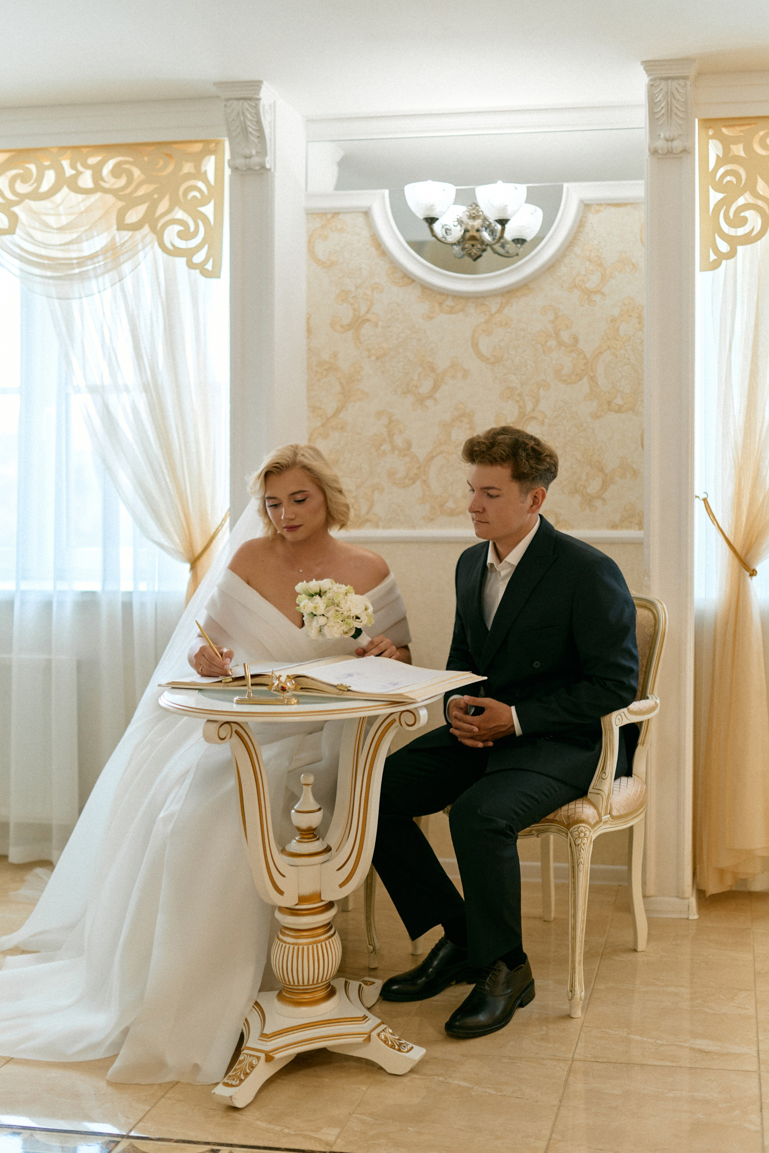 Иван & Кира. Сестры Карабаза. Фотографы и ретушеры в Москве и Санкт-Петербурге