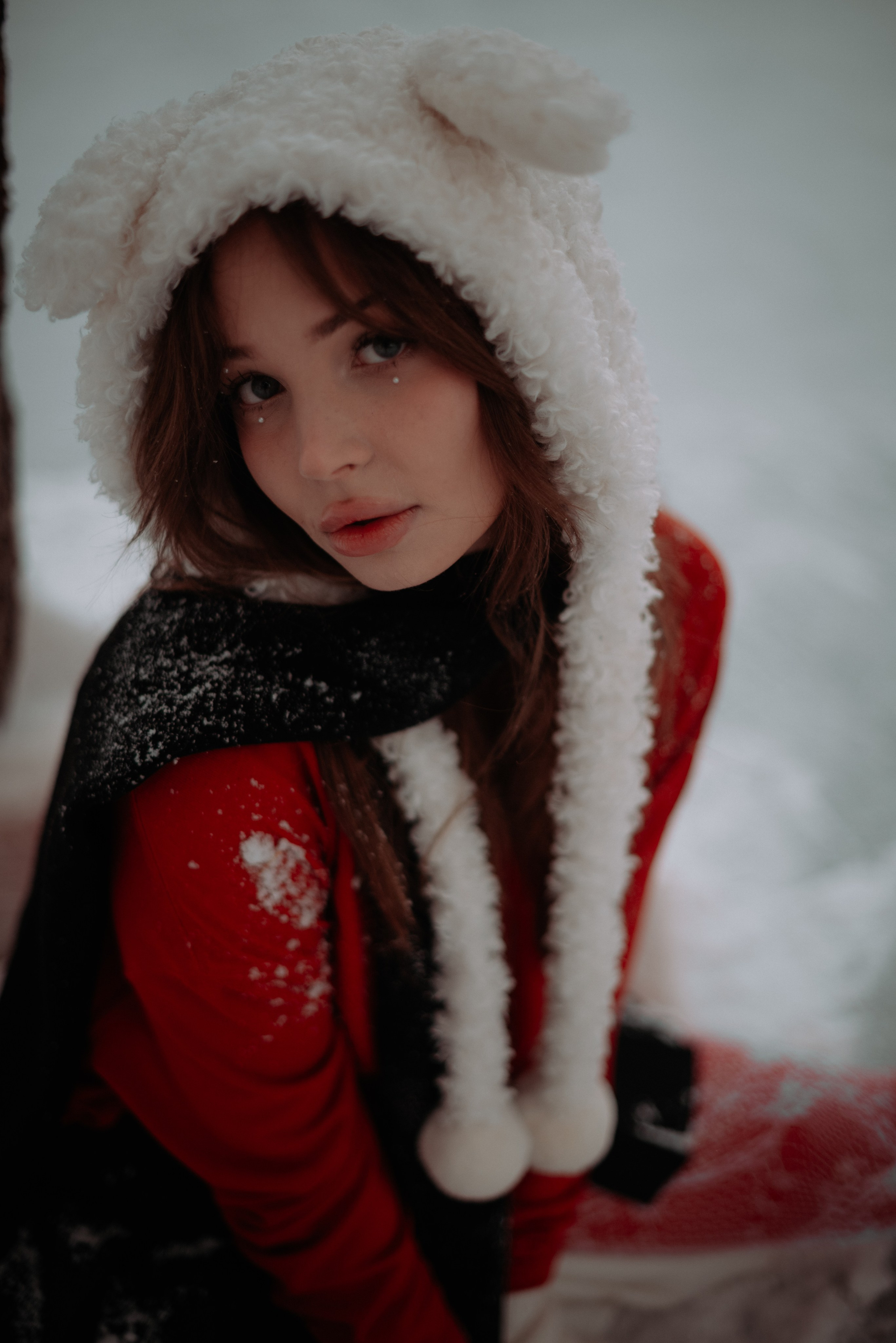 Ирина. Женский фотограф. Создатель украшений ручной работы. Модель