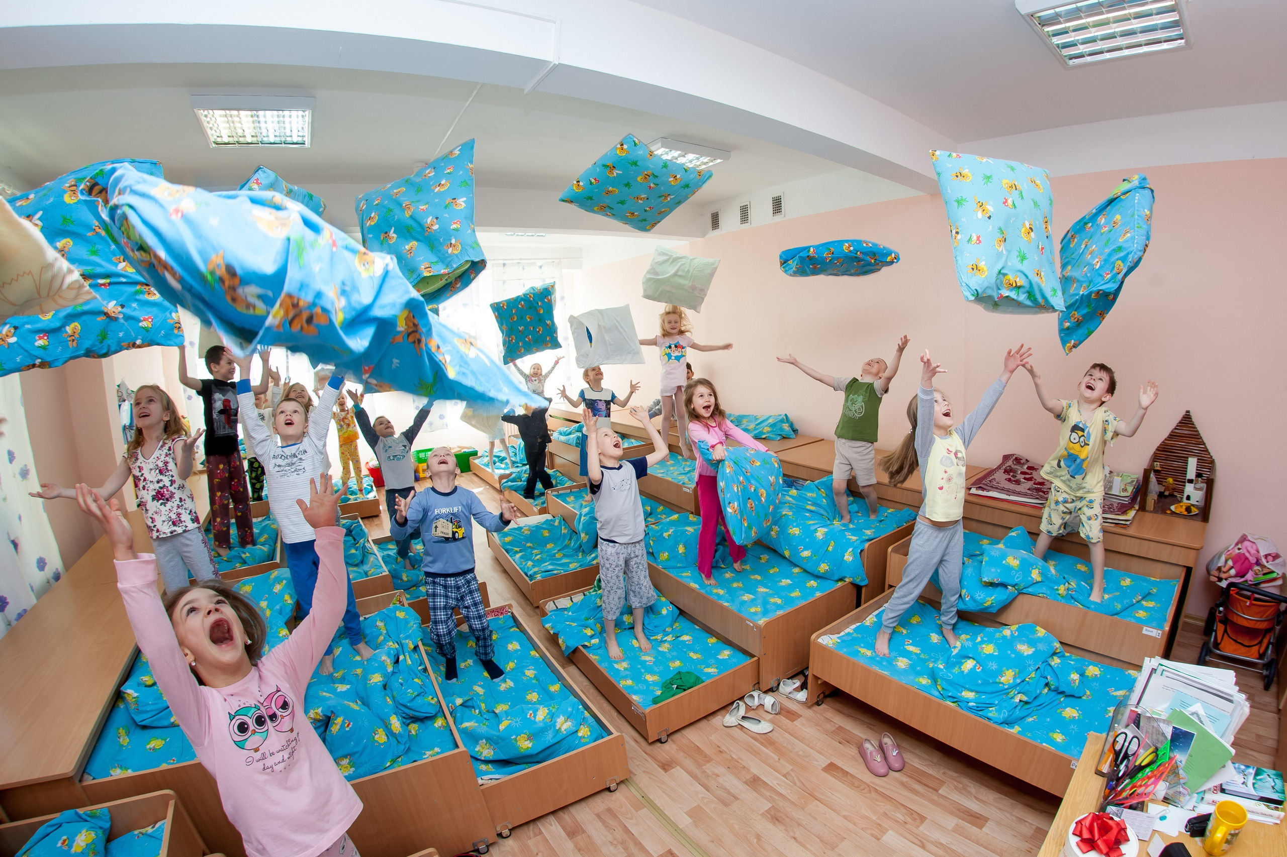 Спальня в детском саду. Свадебный, семейный, детский фотограф в Санкт-Петербурге