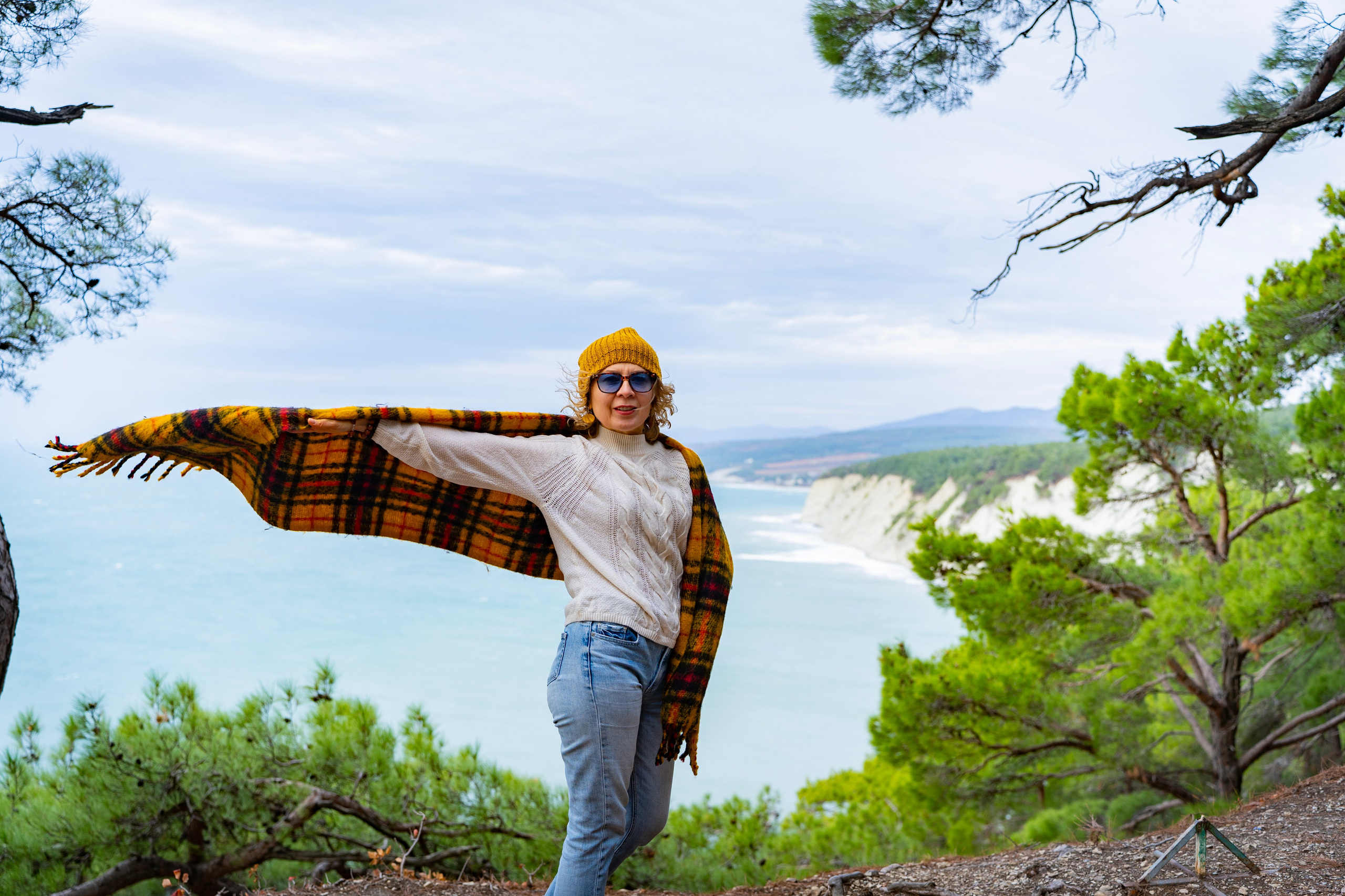Фотопрогулка в Голубой бездне — золотая осень. Семейный и детский фотограф Екатерина Черняева. Снимаю портреты, love story, фотопрогулки, работаю на улице, в кафе, студии, дома у клиента