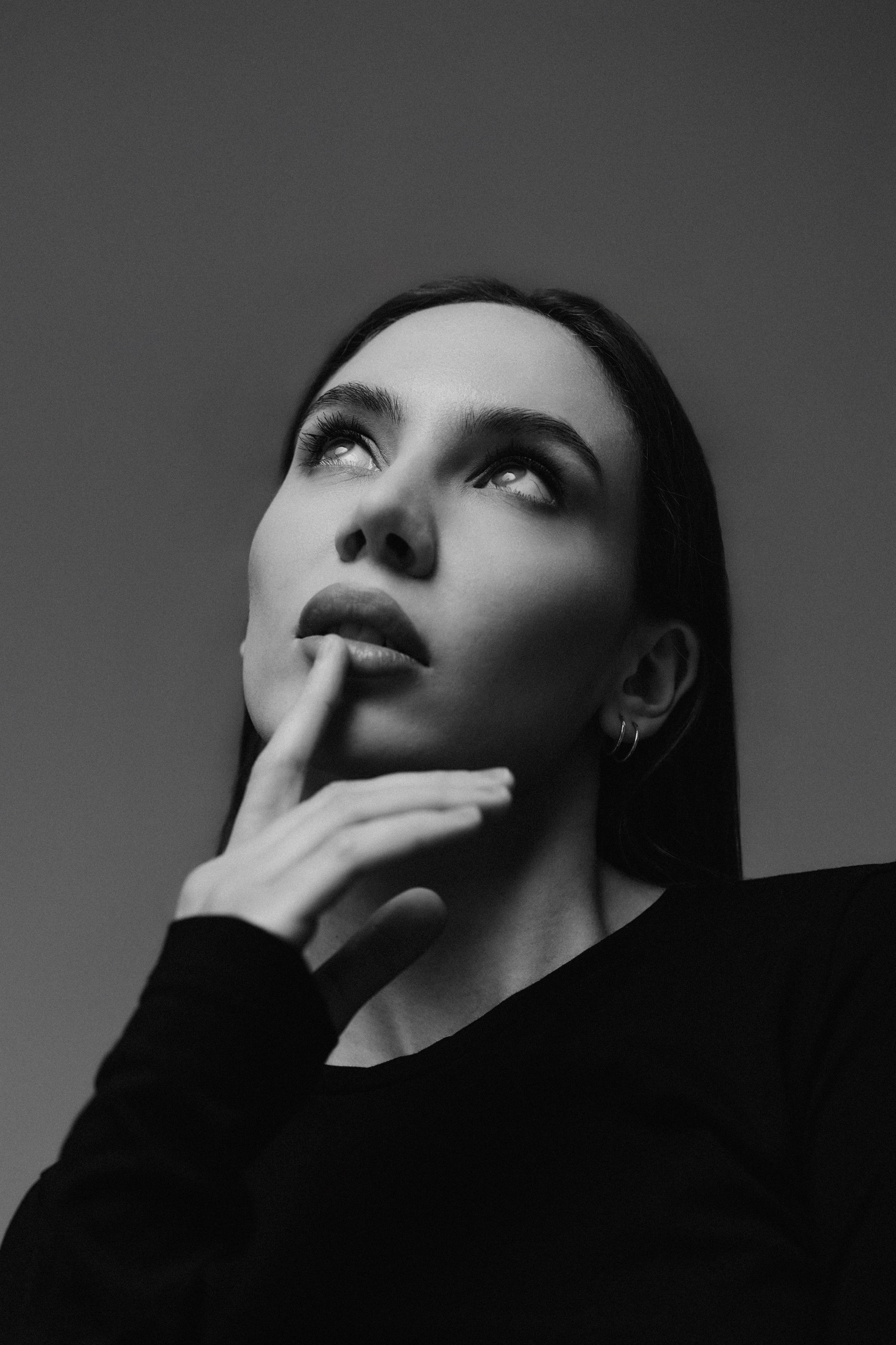 Виктория | фотосессия на циклораме. Портретный фотограф Москва