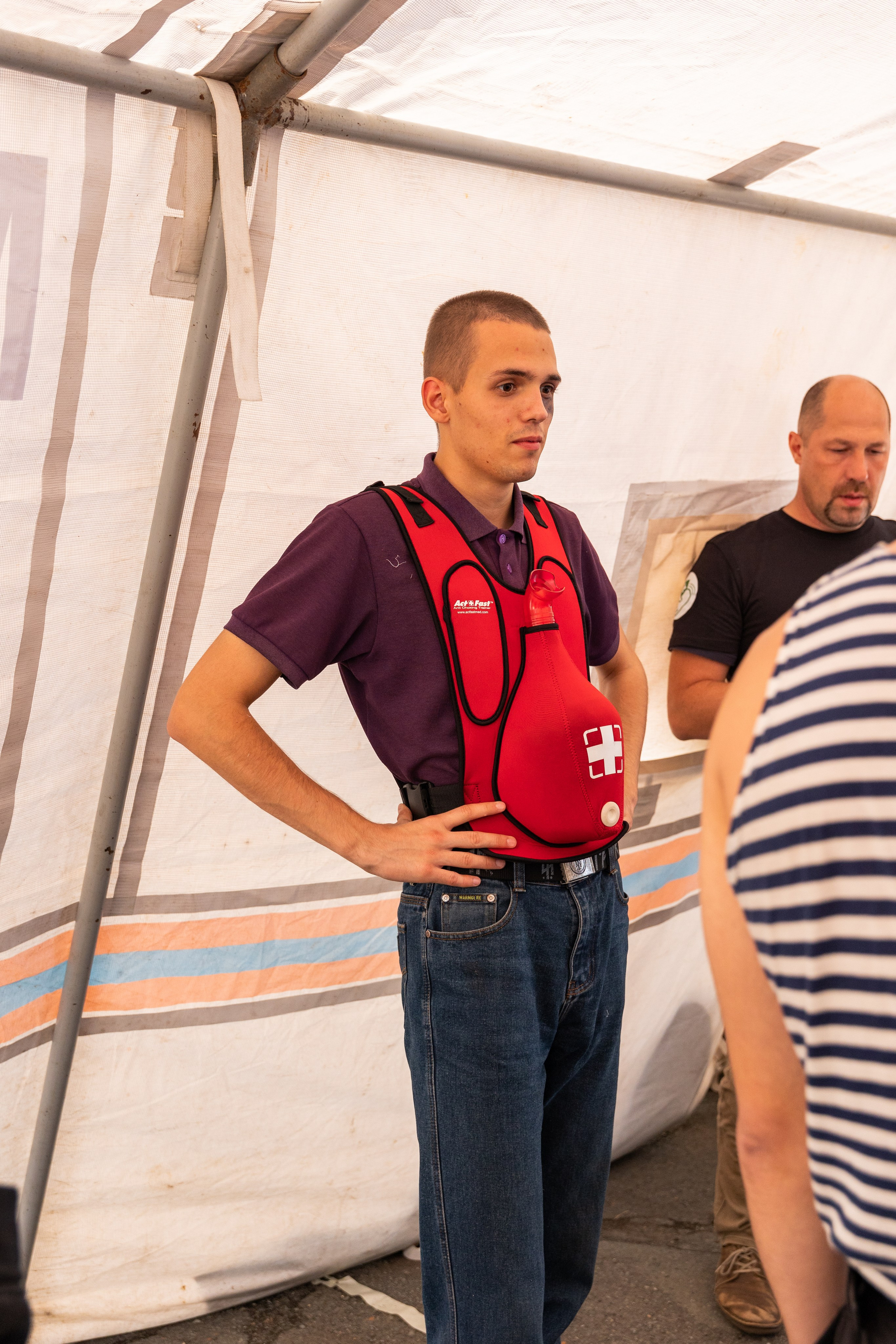 Олимпиада Первой помощи. Выпускные альбомы во Владивостоке