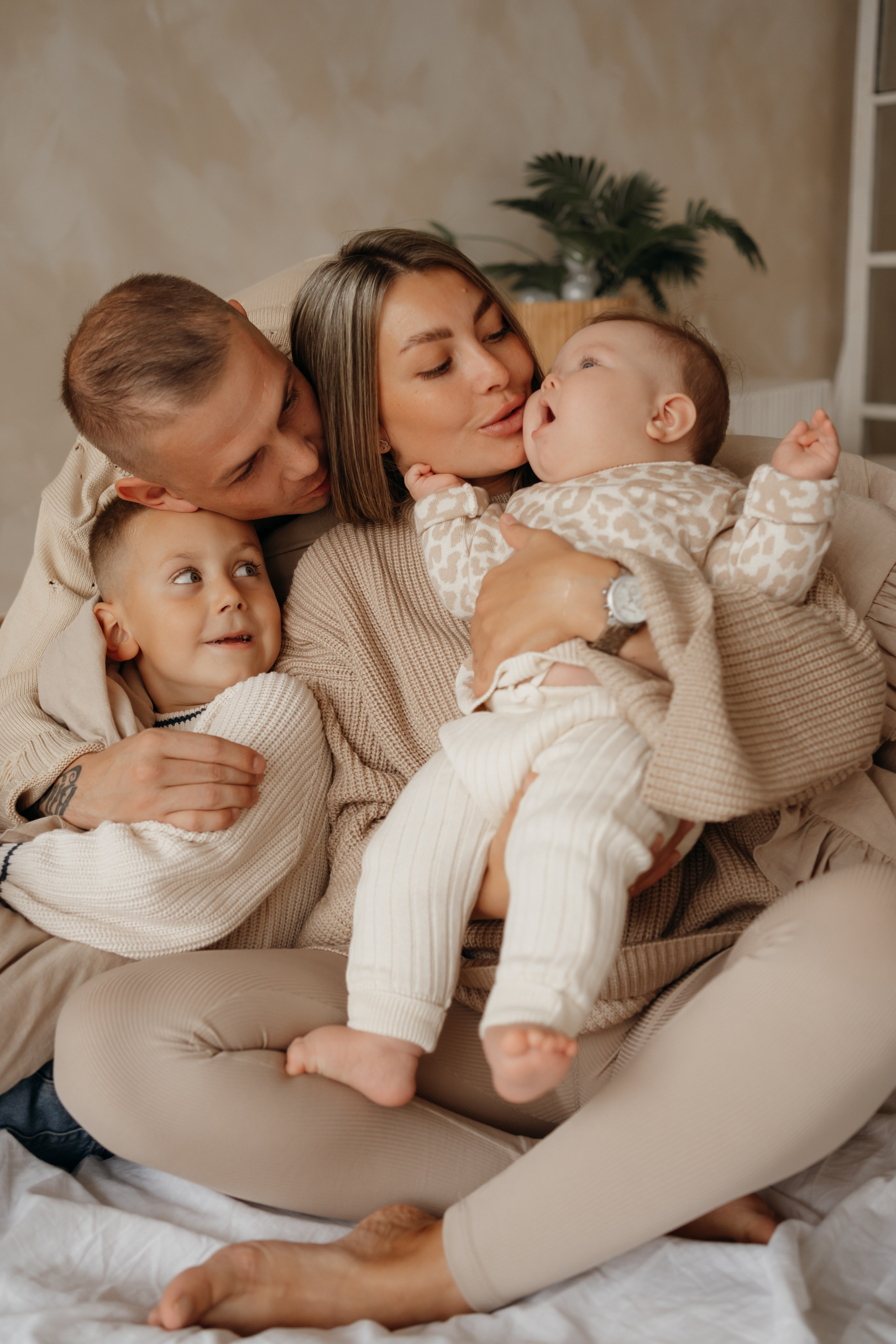 Семейная и детская фотосъемка в студии в Архангельске. Портретный и свадебный фотограф в Архангельске Елизавета Стрекаловская