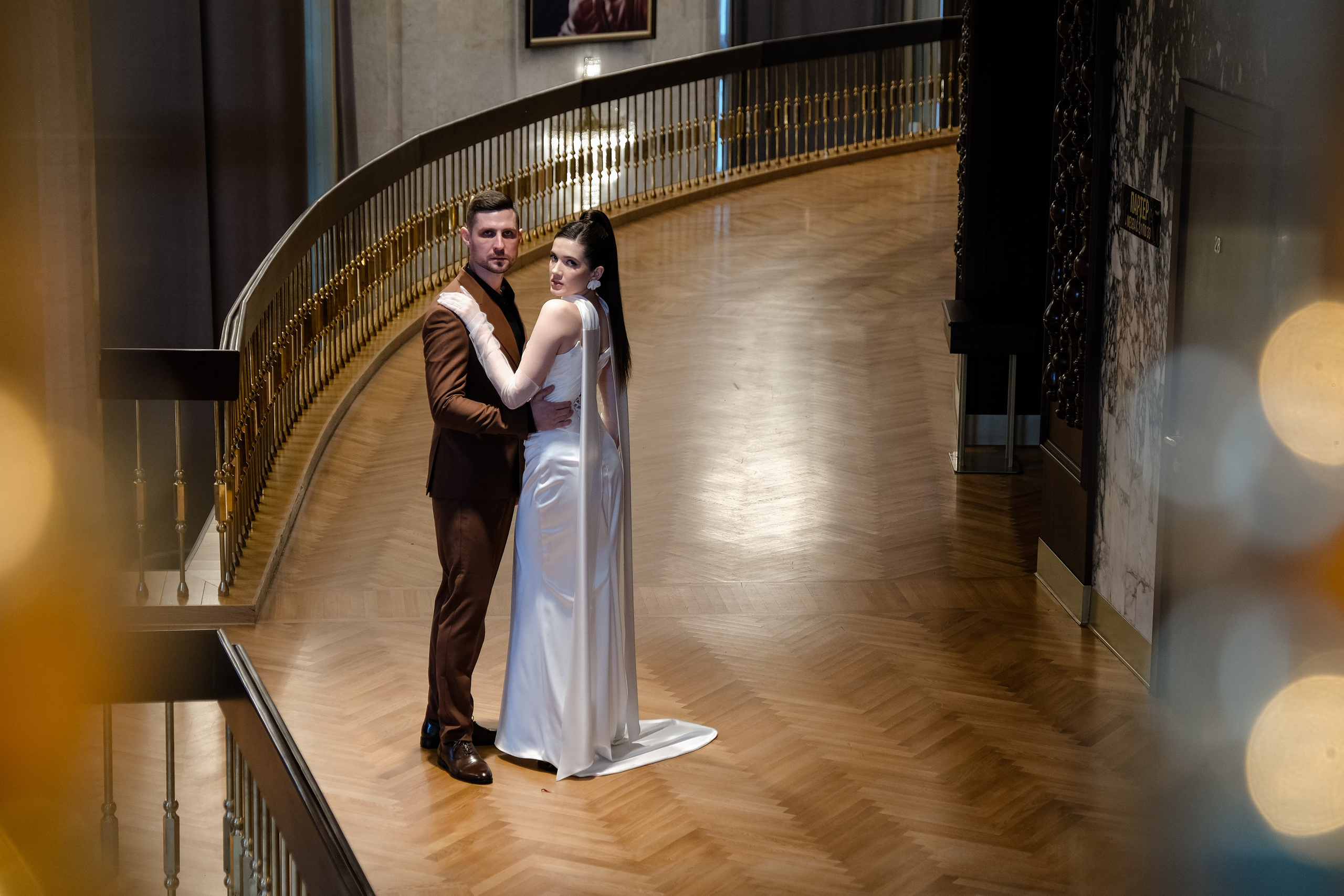 Свадебная фотосессия в театре драмы имени Наума Орлова. Свадебный фотограф в Челябинске Сырчикова Наталья