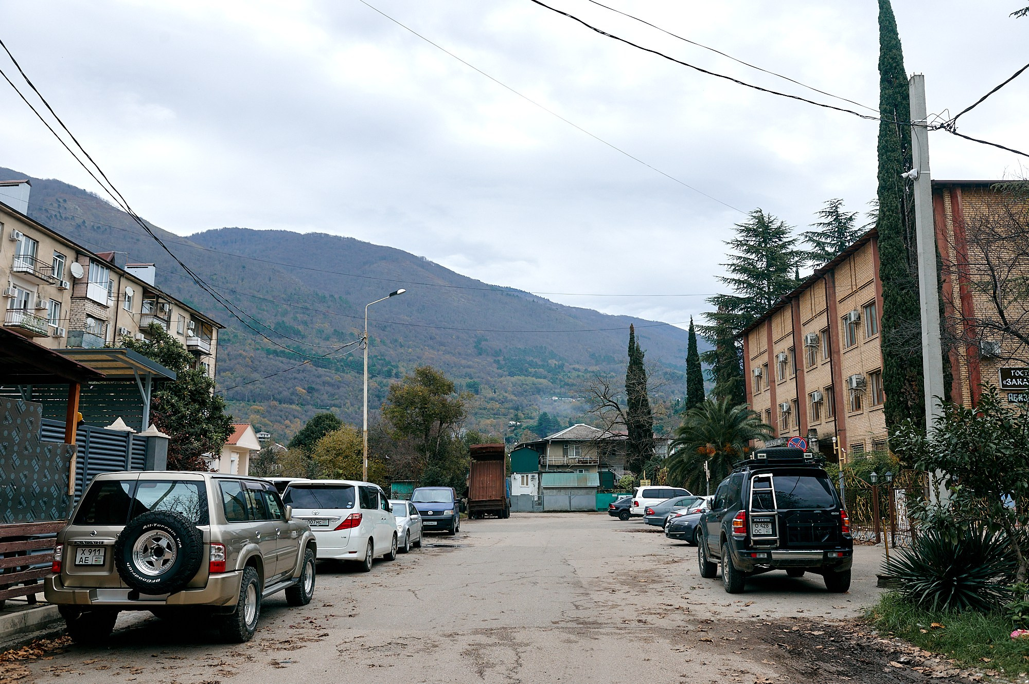 Гагра, Абхазия. Декабрь 2024. Фотографии отовсюду и обо всем