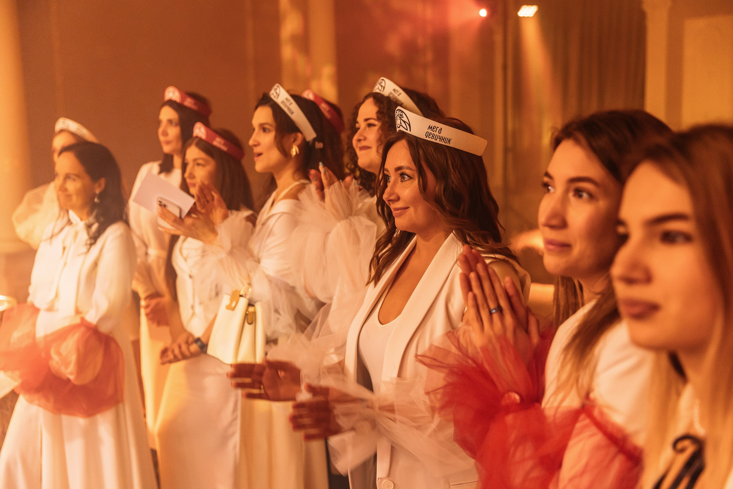 МЕГАДЕВИЧНИК 8 марта. Портфолио свадебного фотографа. Роман Каргаполов