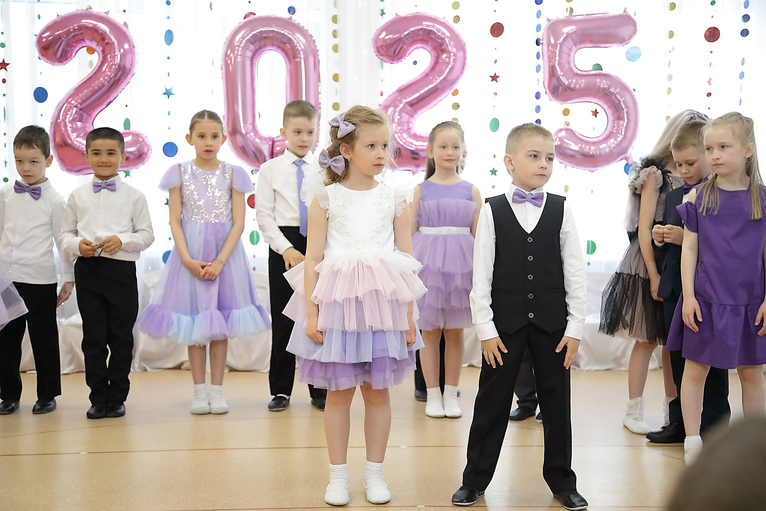 Фотосессия выпускного в детском саду. Свадебный и семейный фотограф и видеограф в Екатеринбурге Полянские Тимур и Анастасия