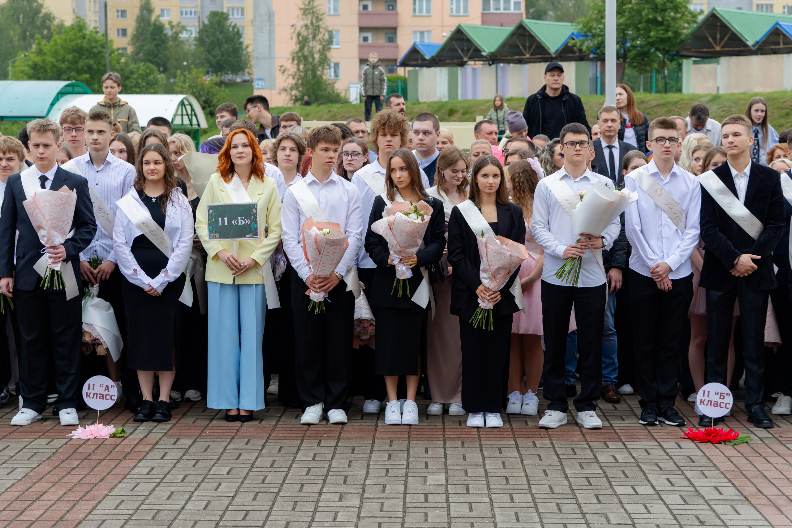 Последний звонок 2025 в Минске. Свадебный фотограф в Минске/Беларуси Сергей Спиридонов