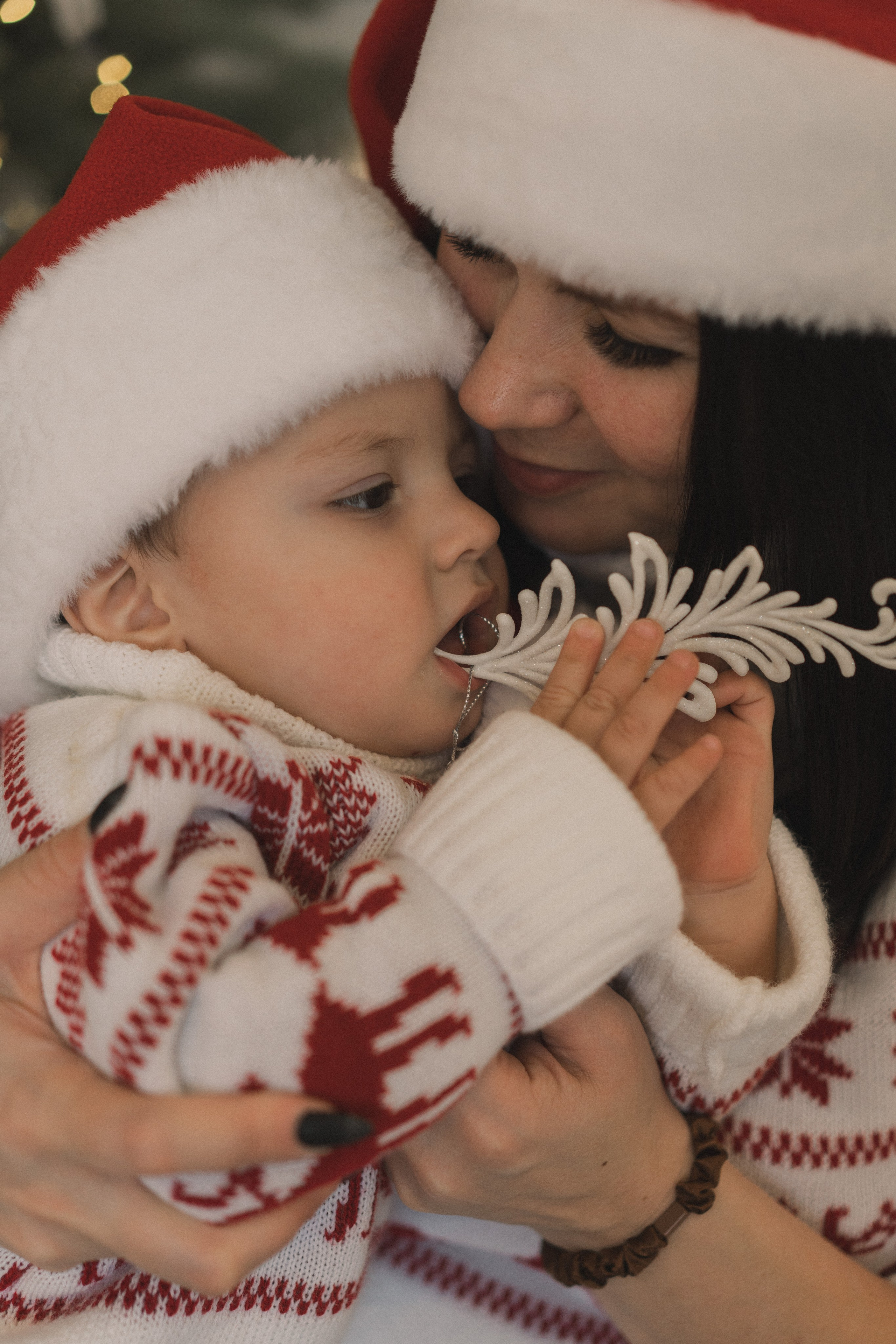 Новогодняя фотосессия мамы и трех детей в студии ВиллаНина. Семейный фотограф Екатеринбург Татьяна Девятых