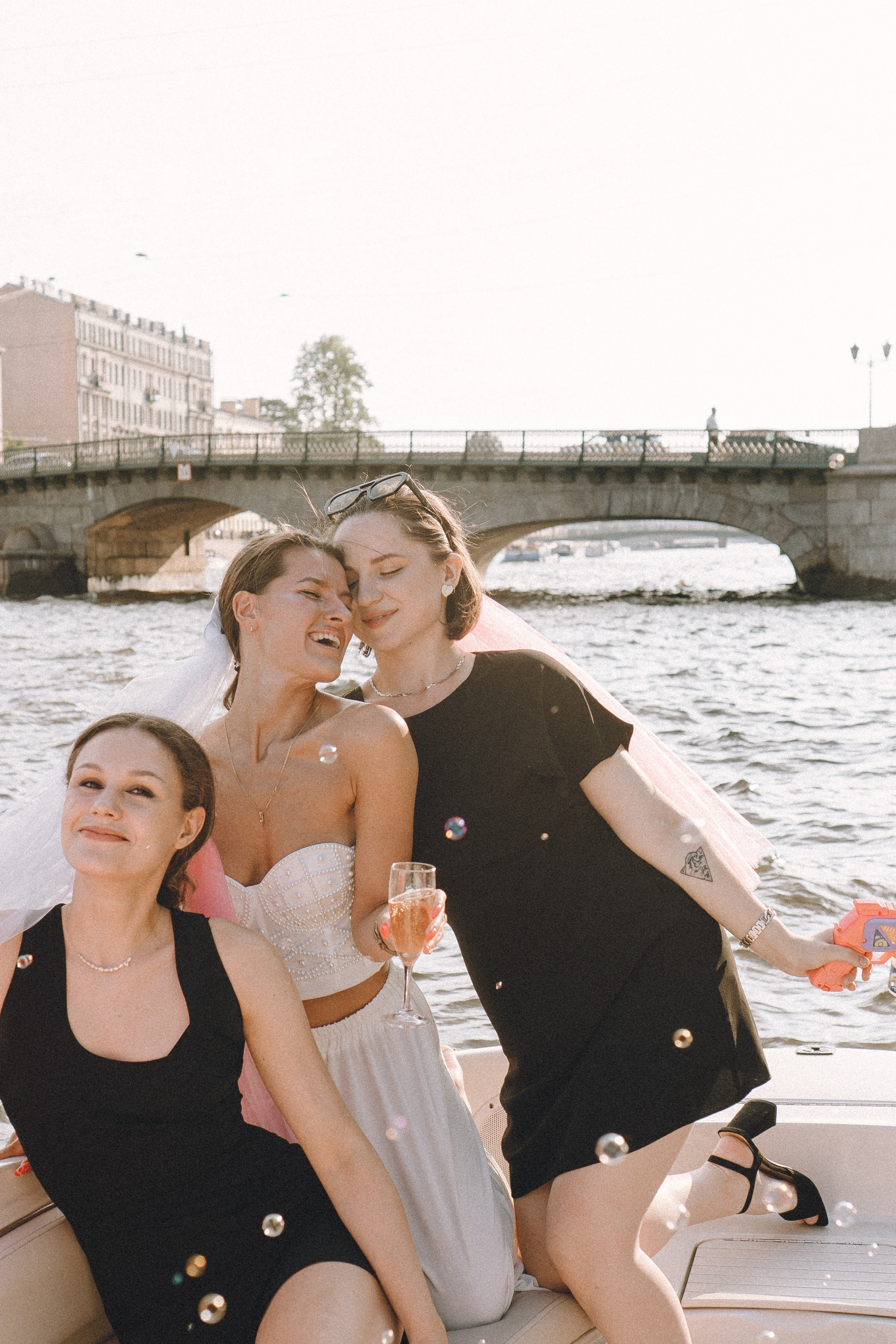 ДЕВИЧНИК НА КАТЕРЕ. Профессиональный фотограф, Санкт-Петербург — Виктория Богомолова