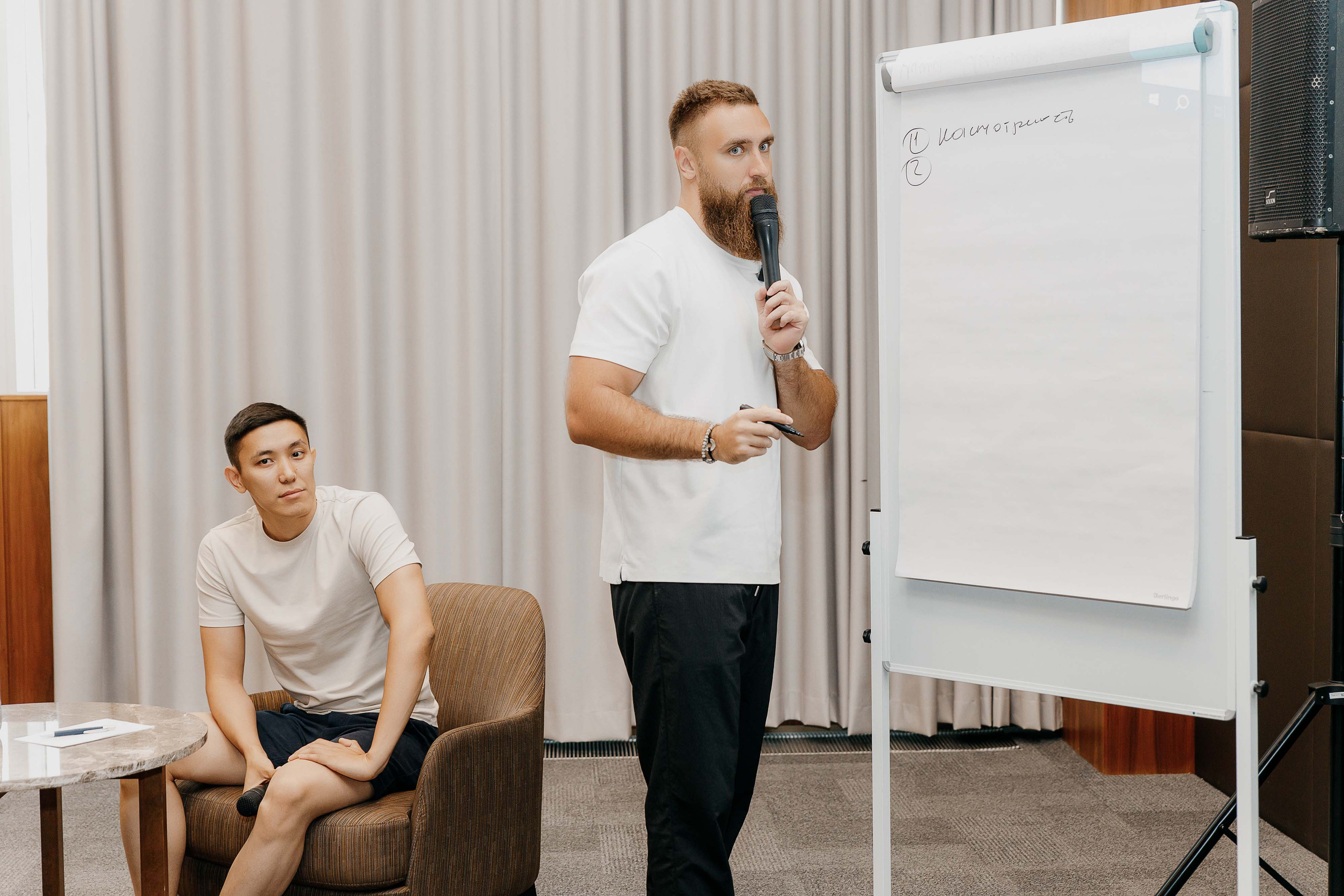 Конференции и форумы. Фотограф в Нур-Султан Лю-Гуной Руслан