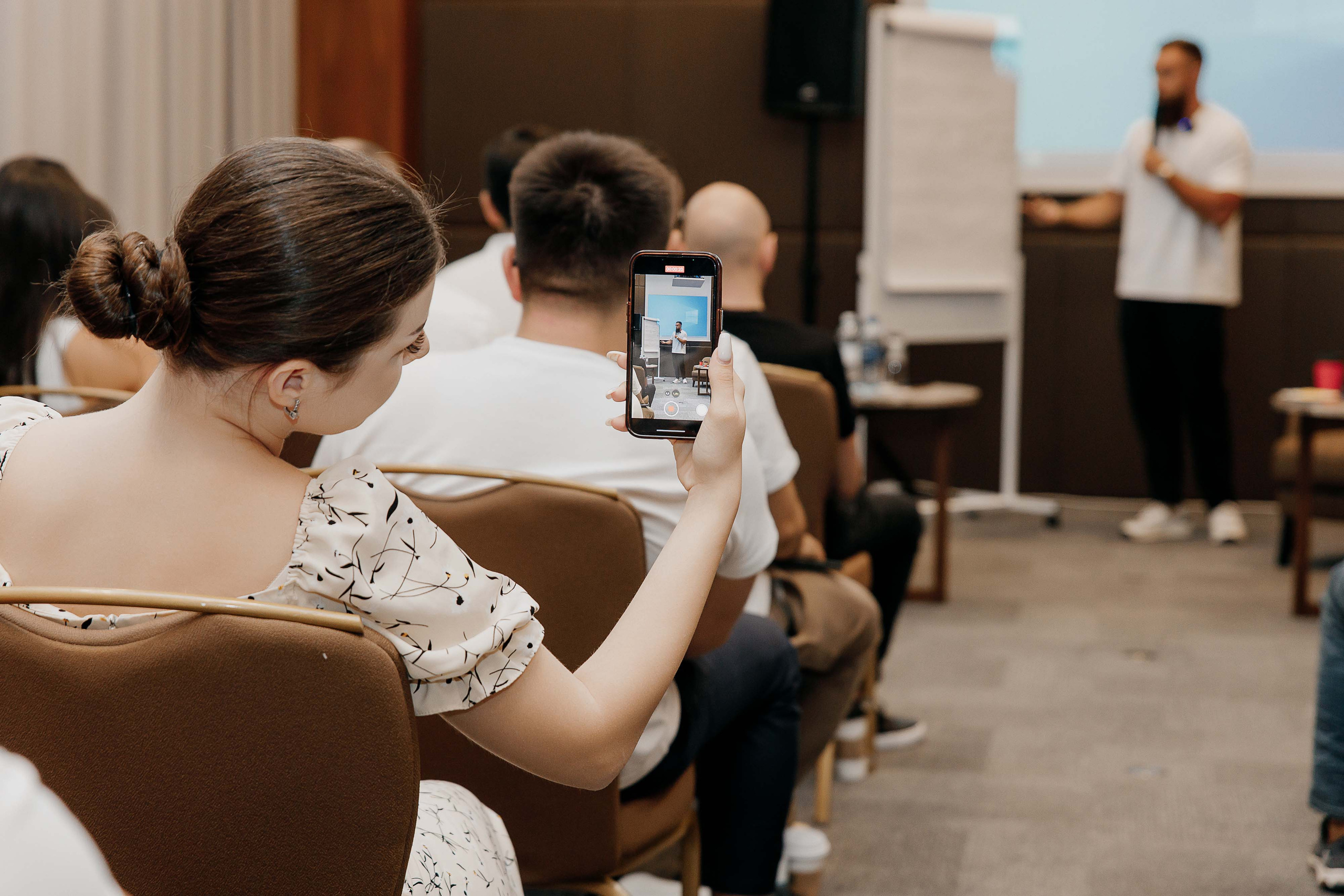 Конференции и форумы. Фотограф в Нур-Султан Лю-Гуной Руслан