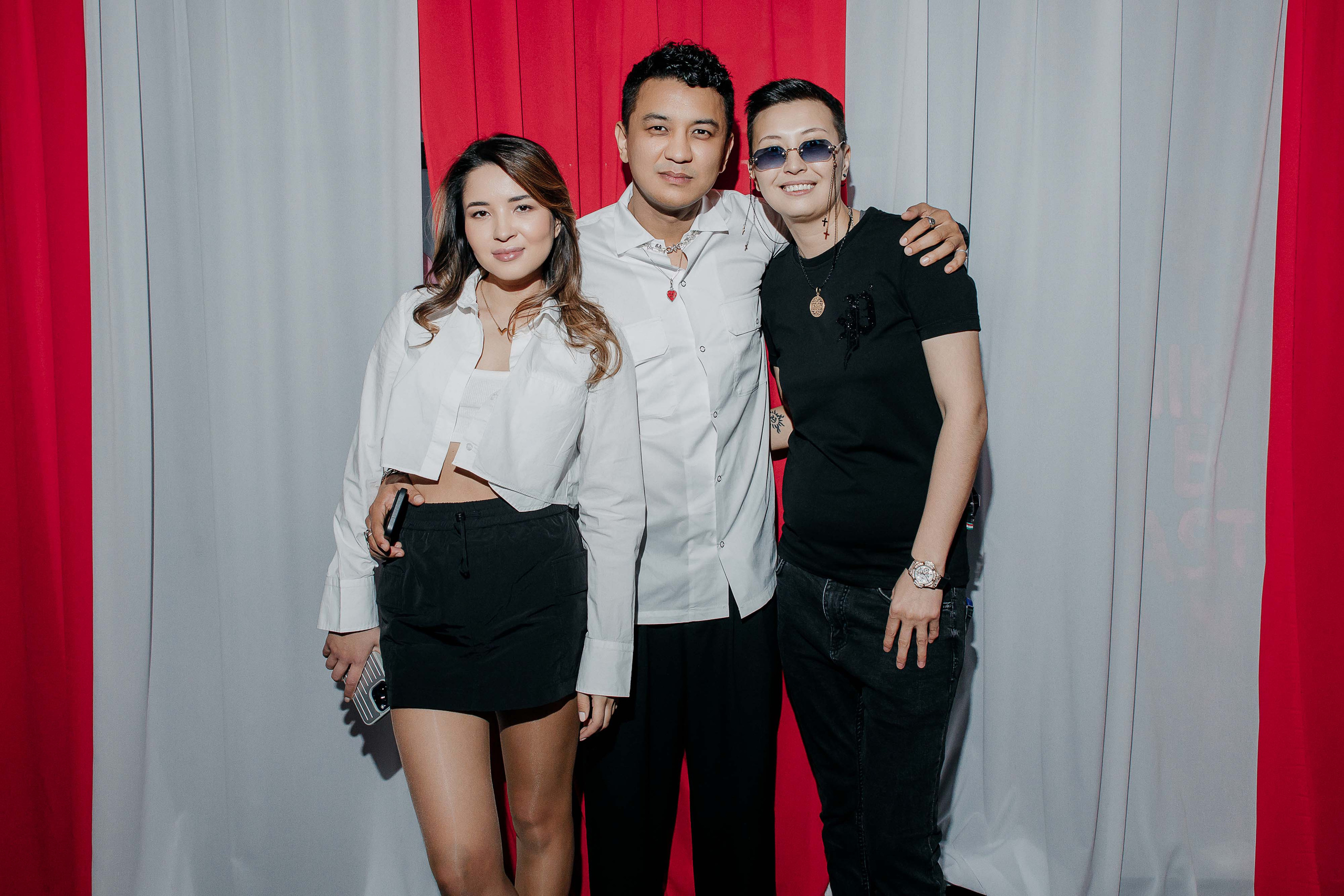 Ночная жизнь / Тематические вечерники. Фотограф в Нур-Султан Лю-Гуной Руслан