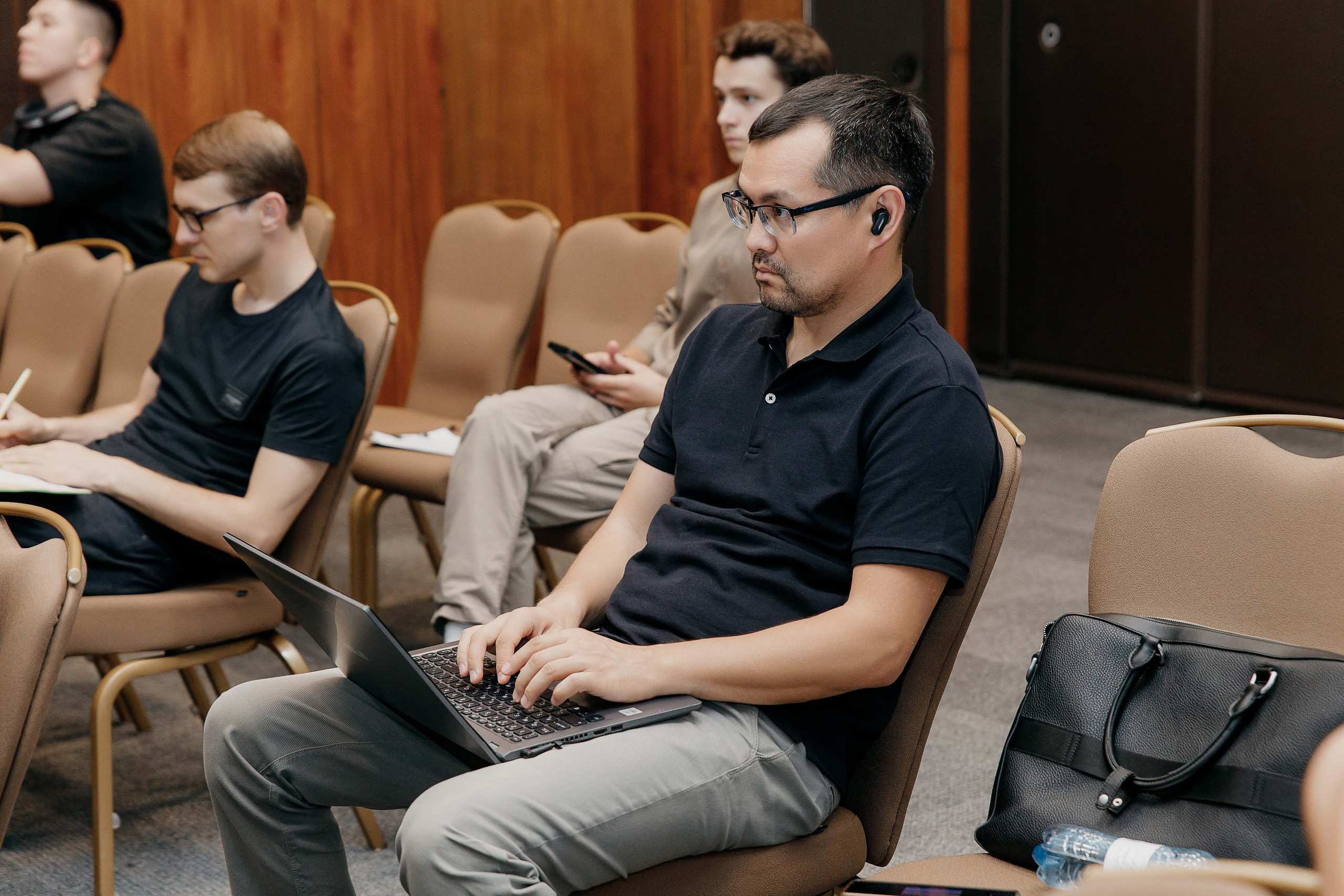 Конференции и форумы. Фотограф в Нур-Султан Лю-Гуной Руслан