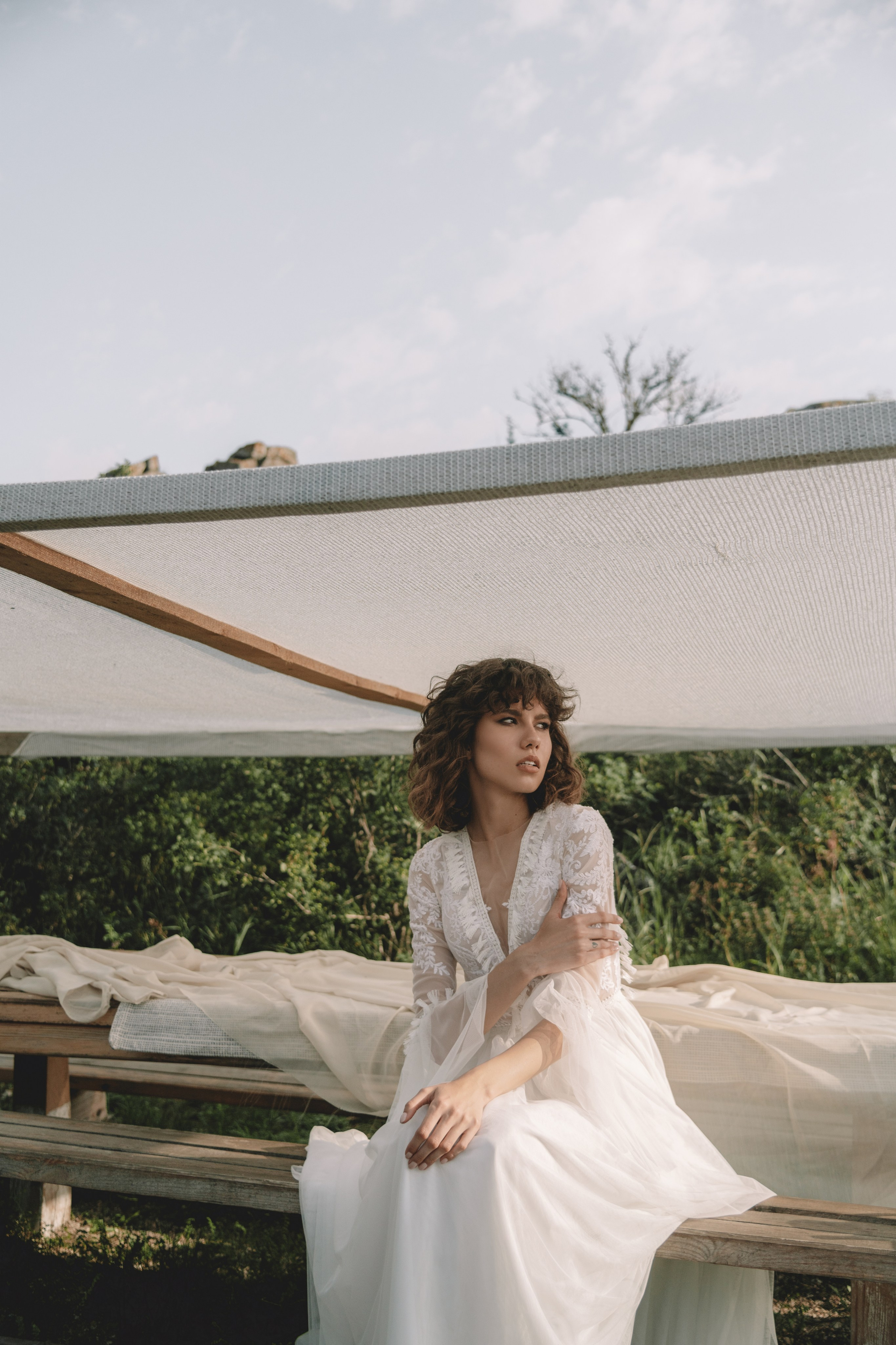 Свадебная фотосессия в Щелкино ,Бухта Космонавтов. Выездная церемония на берегу моря Крым. Свадебный и семейный фотограф и видеограф, Крым, Москва, Санкт -Петербург