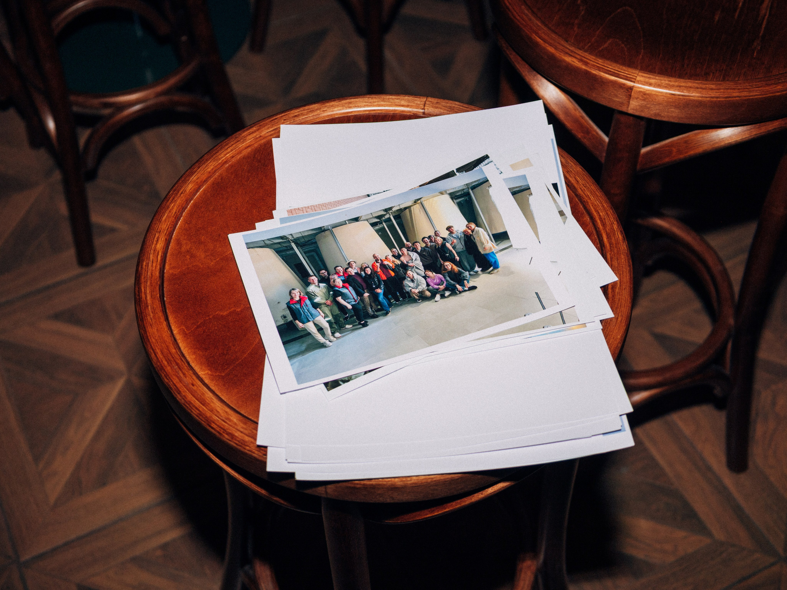 Шапка «Открой вино». Закулисная жизнь в кадре | Backstage-фотограф из Москвы — Александра Слободская