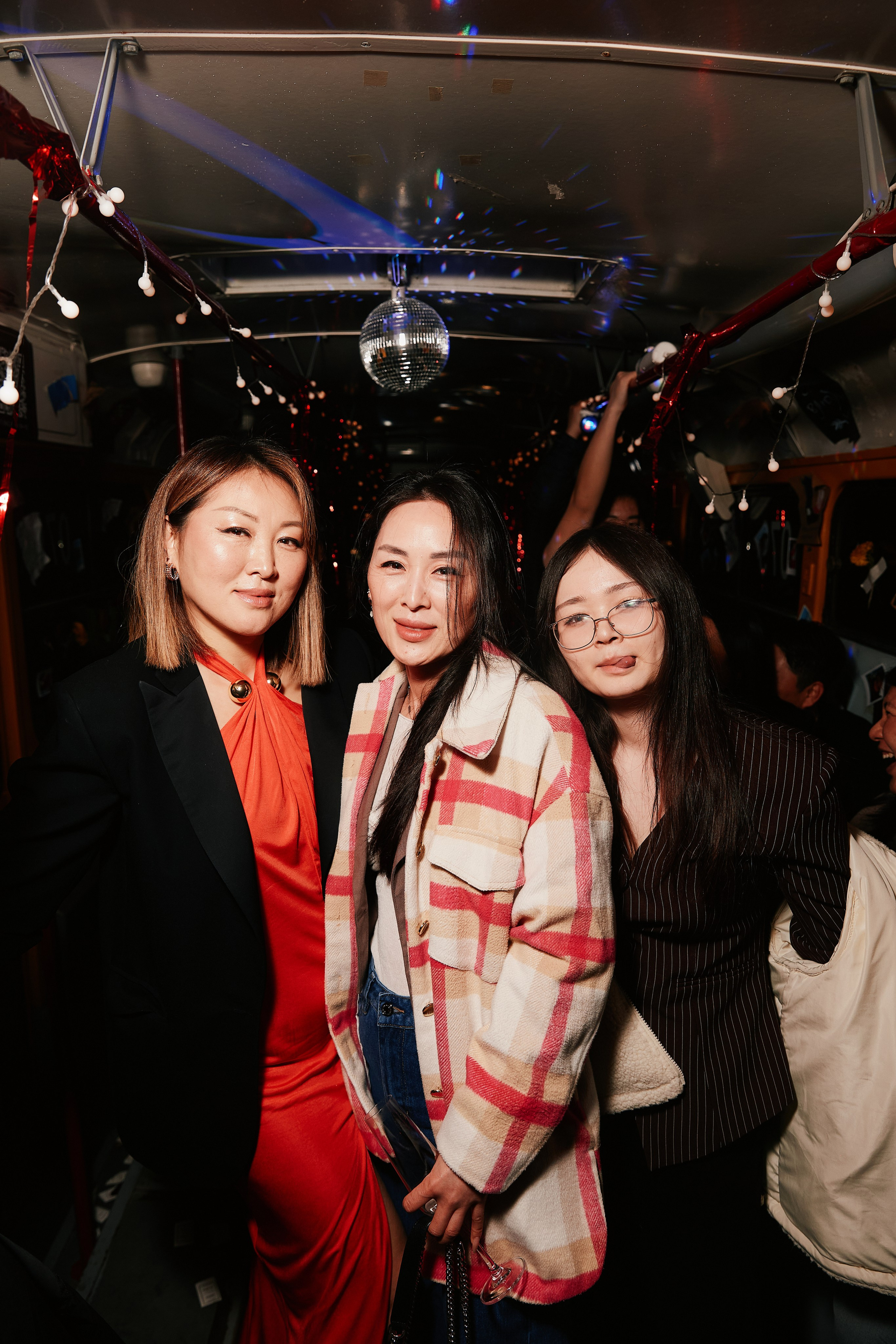 Tram 35 30.11. Свадебный репортажный фотограф краснодар максим дремов дрёмов фотосессия студия цена