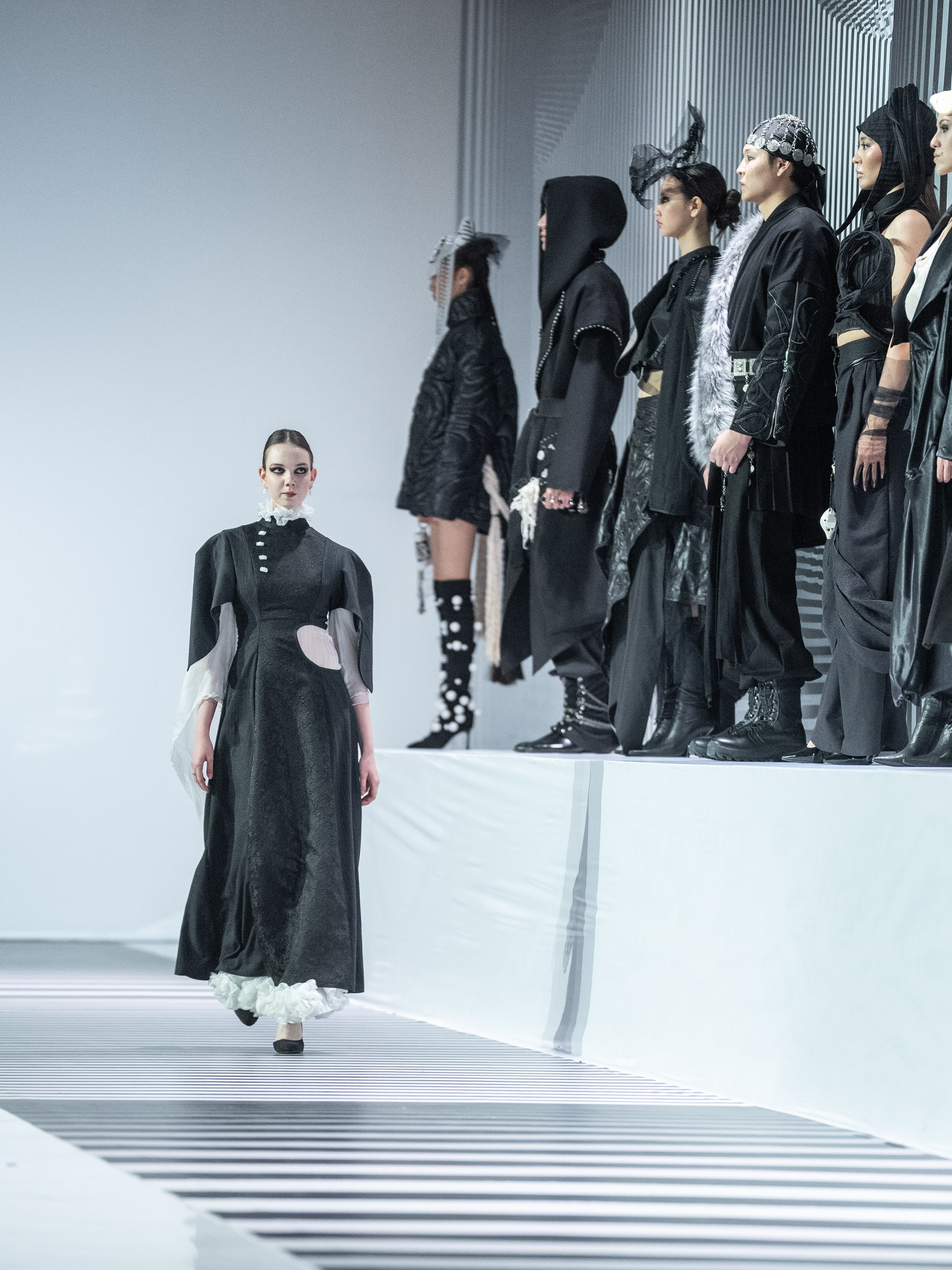 New Generation-OPEN WAY. Сайт Алматинского НЮ АРТ, будуар и фэшн фотографа Дениса Карпенко