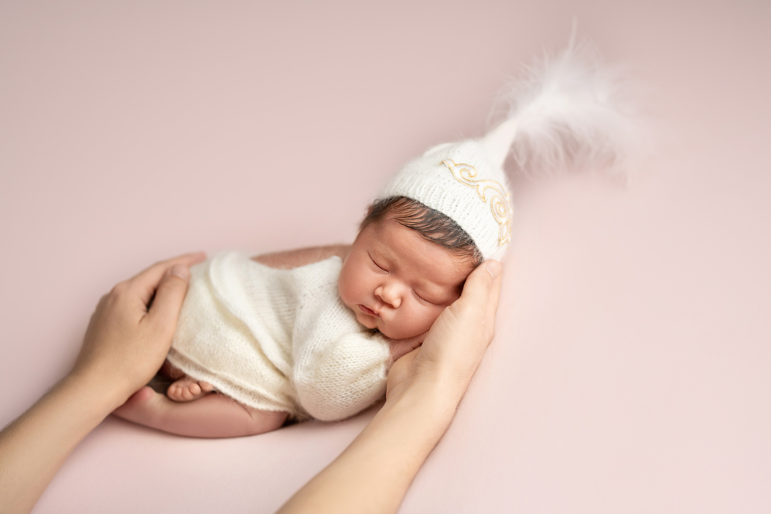 Newborn. Творческая команда Ульяшевы, свадебная и семейная фотография. Кахахста
