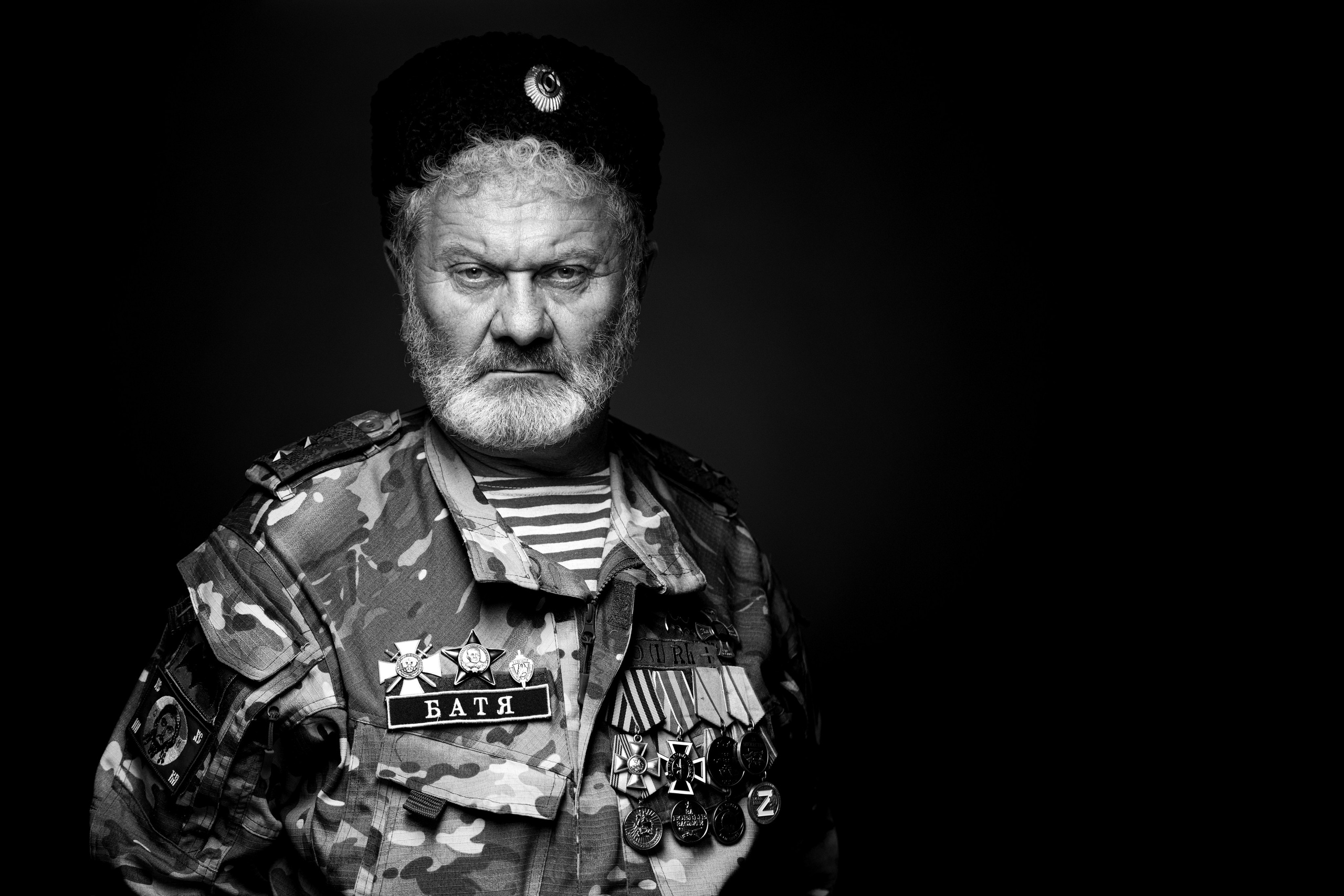 Nonglamorous. Headshot & portrait photographer Alexei Shendrick