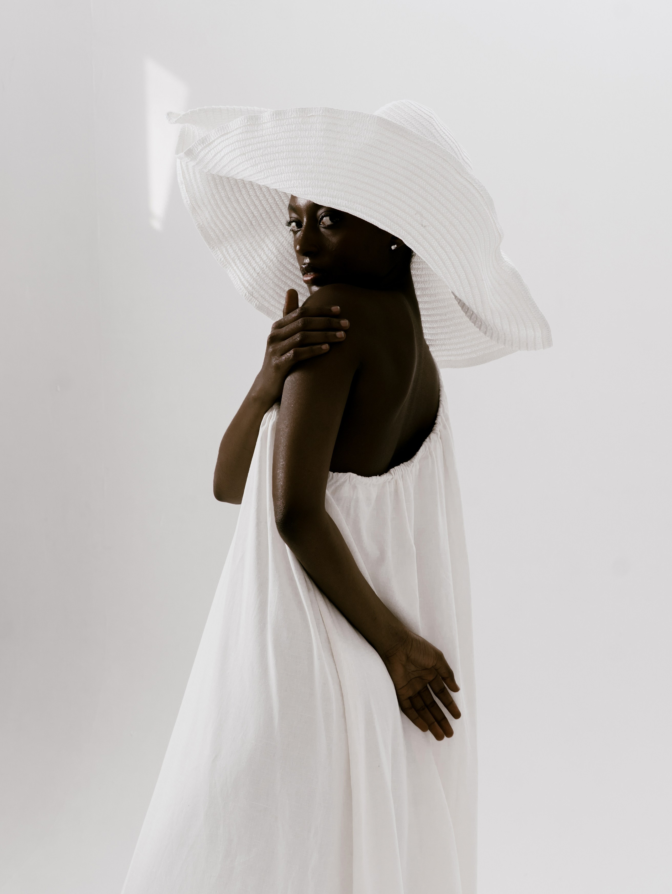 Контрастная фэшн. Женский фотограф Санкт-Петербург