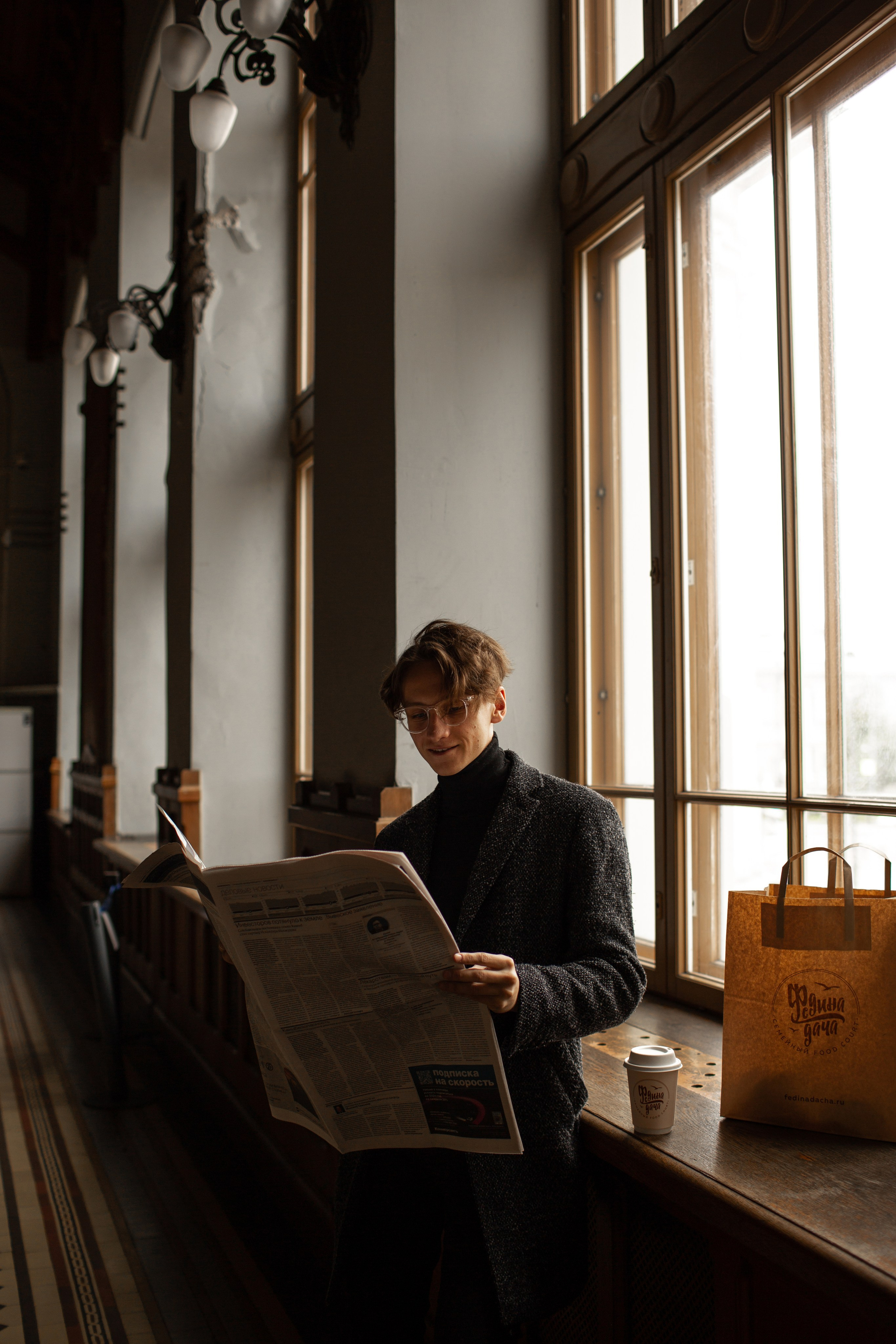 Рекламная съёмка для корнера «Федина дача». Вокзал. Свадебный фотограф Кирилл Белый