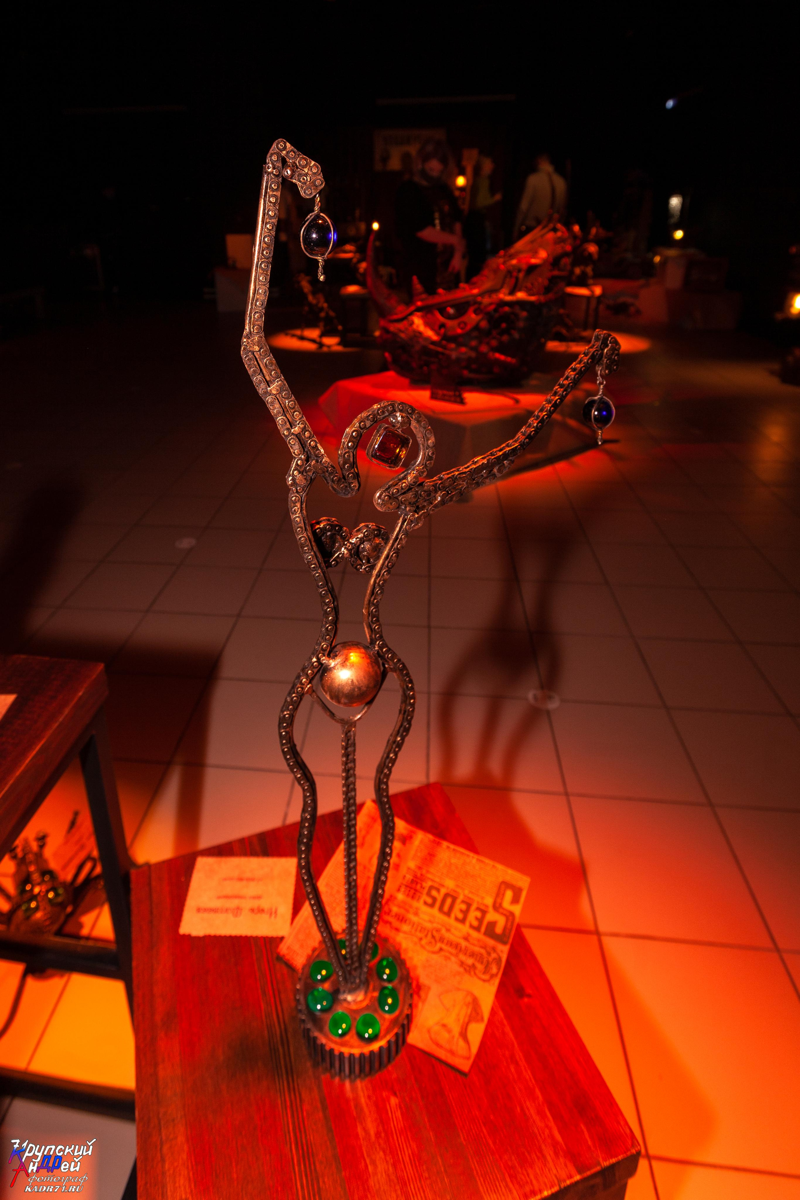 Выставка стимпанк (steampunk) в «Добродее» (г. Тула). Фотограф в Туле Крупский АнДРей. Фотостудия «КАДР71» в Туле