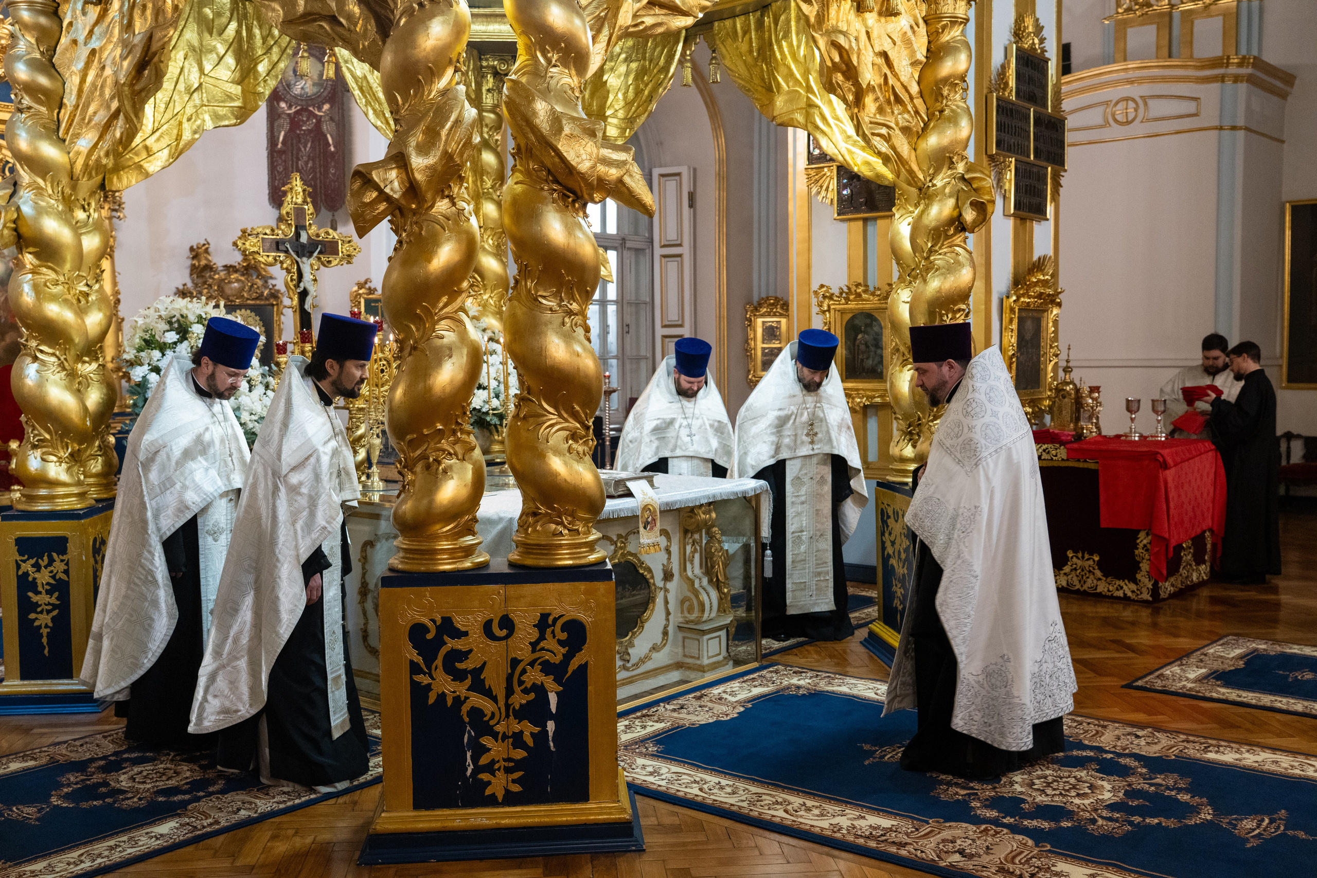 Праздничное бдение в Николо-Богоявленском морском соборе. НИКОЛО-БОГОЯВЛЕНСКИЙ МОРСКОЙ СОБОР