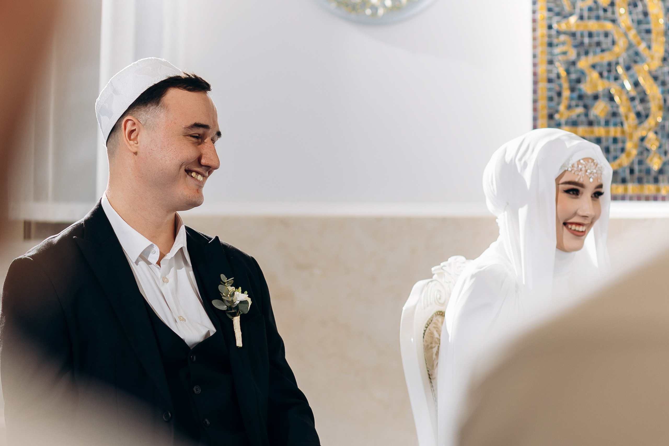 никах в мечети Иман Нуры,, фотосессия в мечети Иман Нуры, фотограф на никах в Казани Ranas4you, образ невесты на никах, завязывание платка Казань, платье на никах Казань