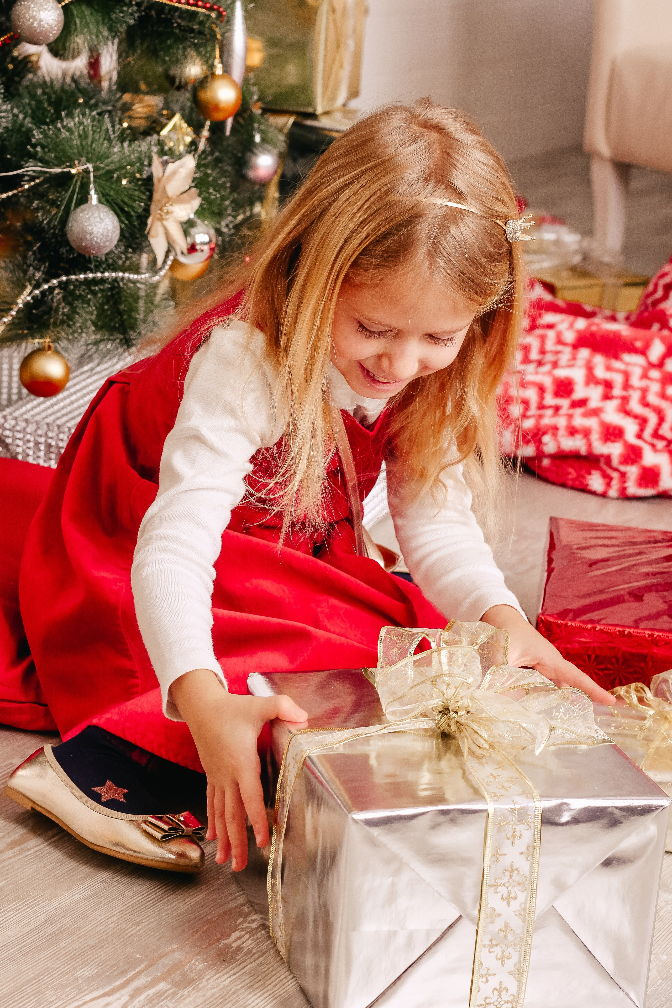 Полина, Глеб, Таисия. Главная