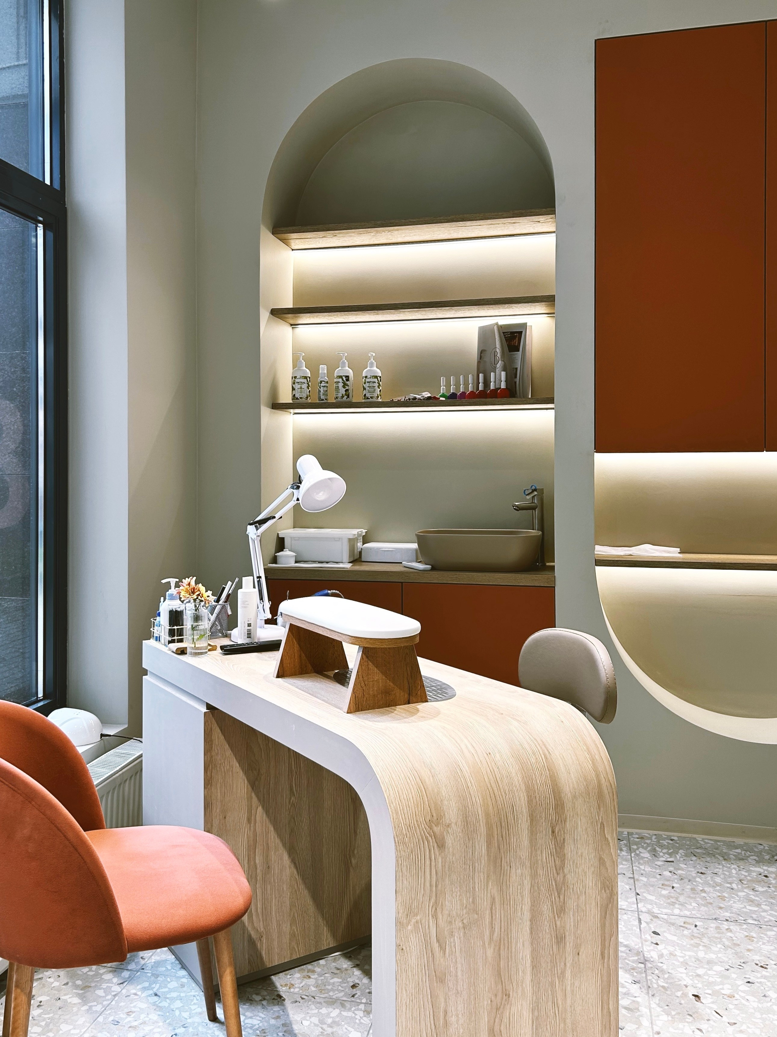 BEAUTY SALON. Бастракова Валерия — дизайнер интерьера с архитектурным образованием