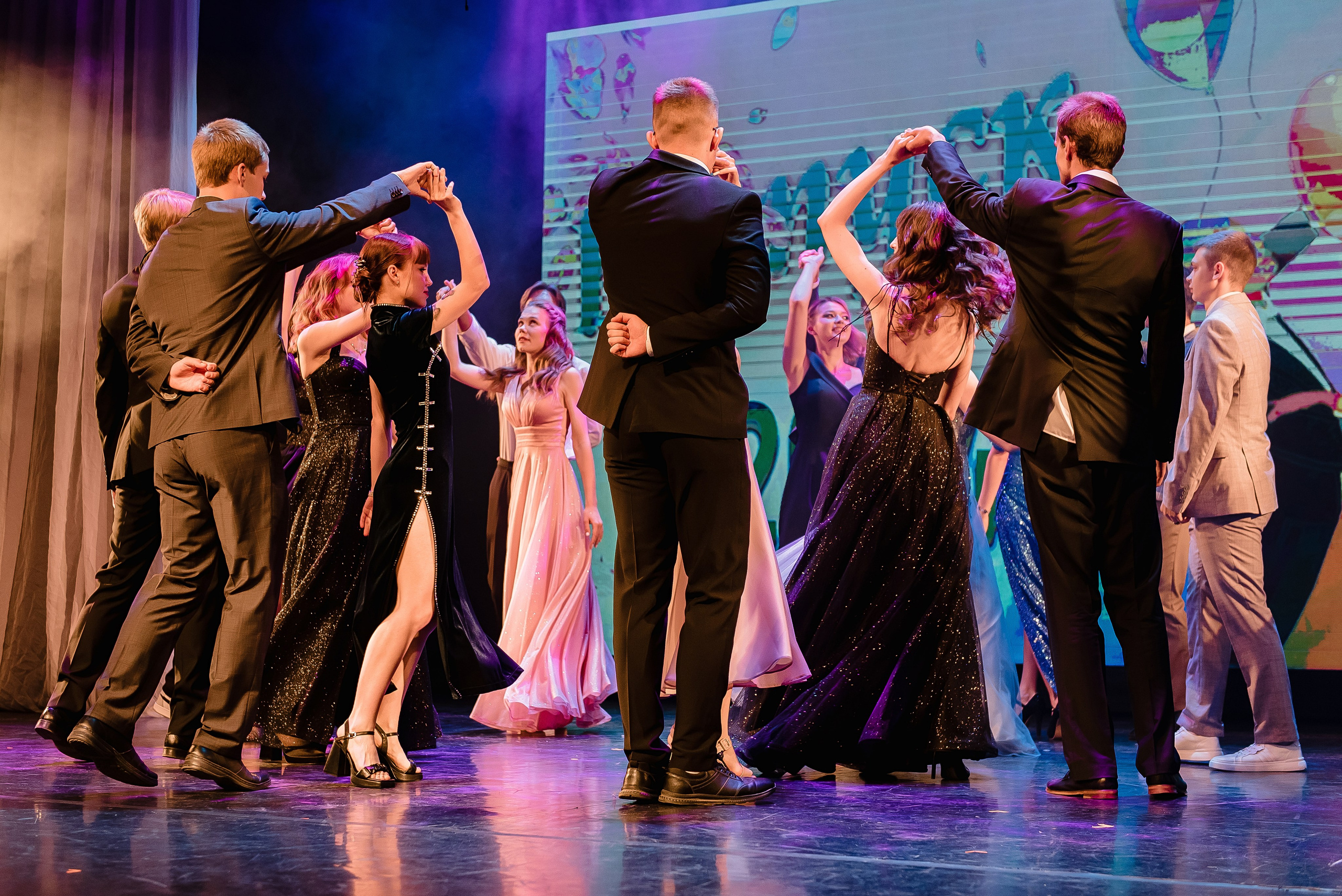 Выпускной школа 2024. Фотограф Рязань. Дарья Дмитриева