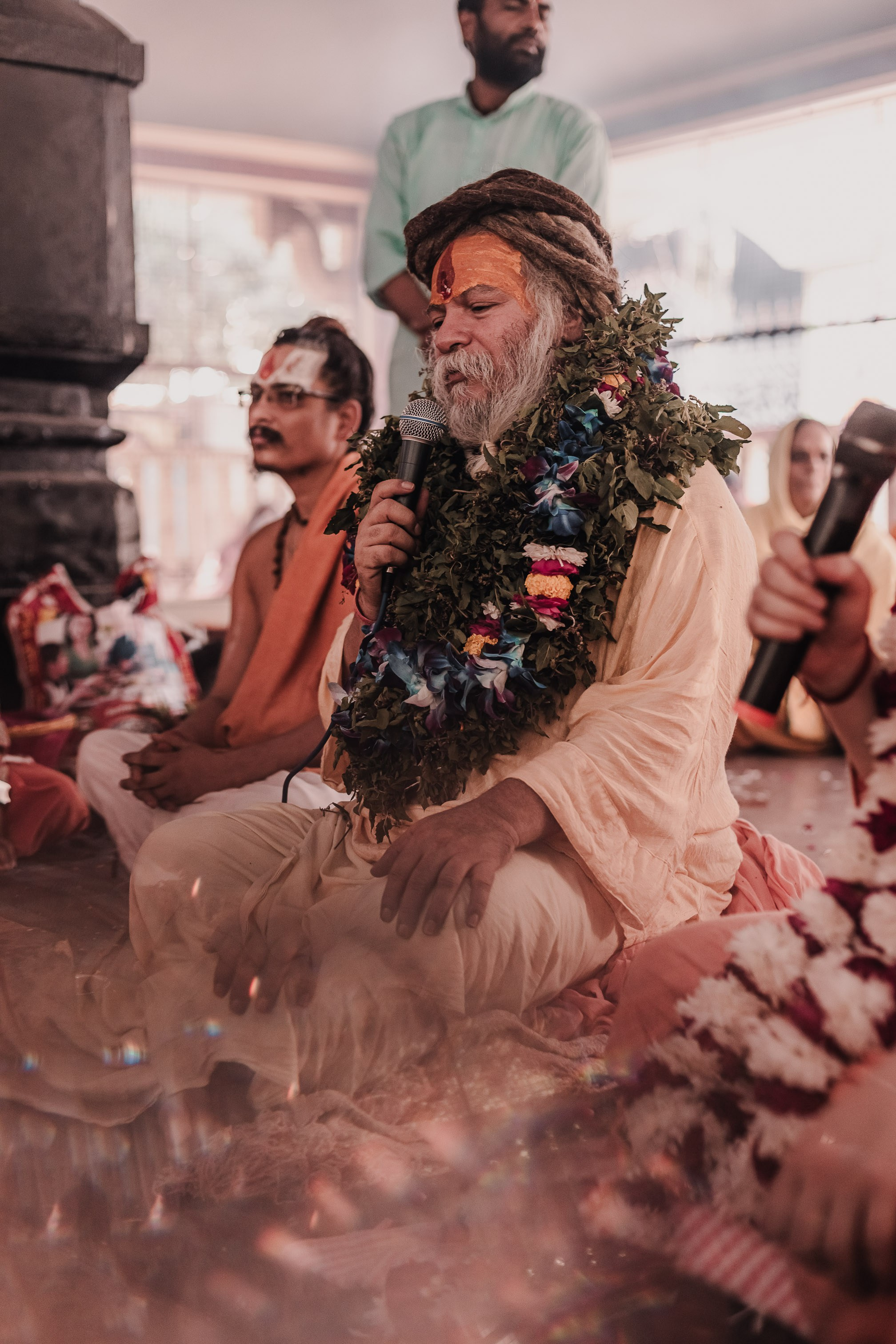 Navaratri yajna at Devraha Baba Ji ashram. Мариам Багдасарян