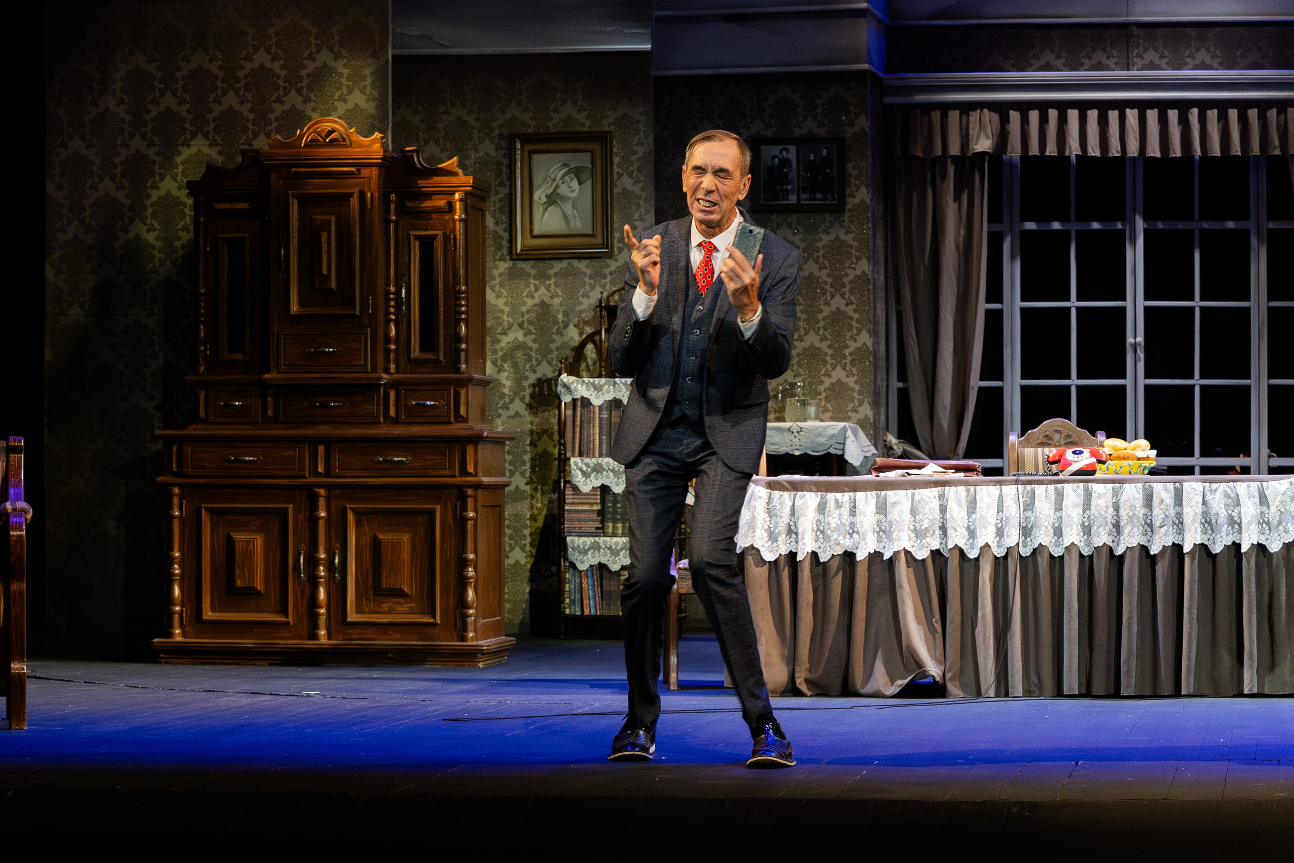 Театр Юного Зрителя «Отчаянные Тетки». Фотограф Марк Файзулин