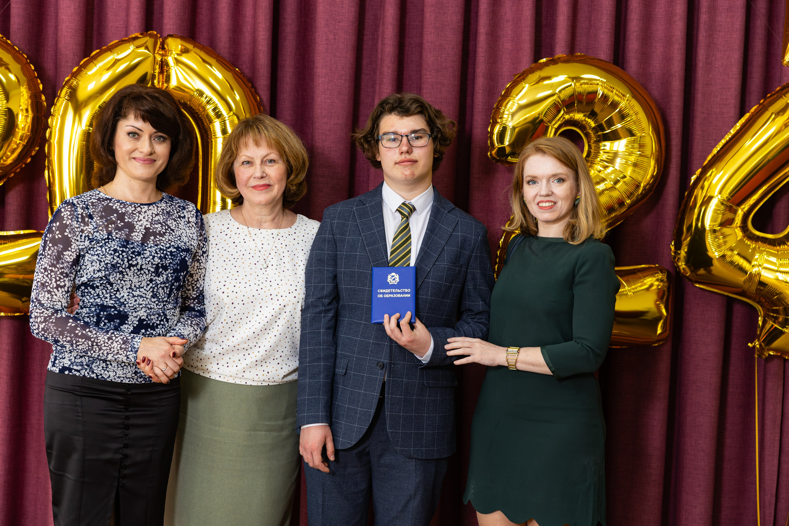 Выпускной музыкальная школа № 8. Фотограф Александр Поздняков  Новосибирск