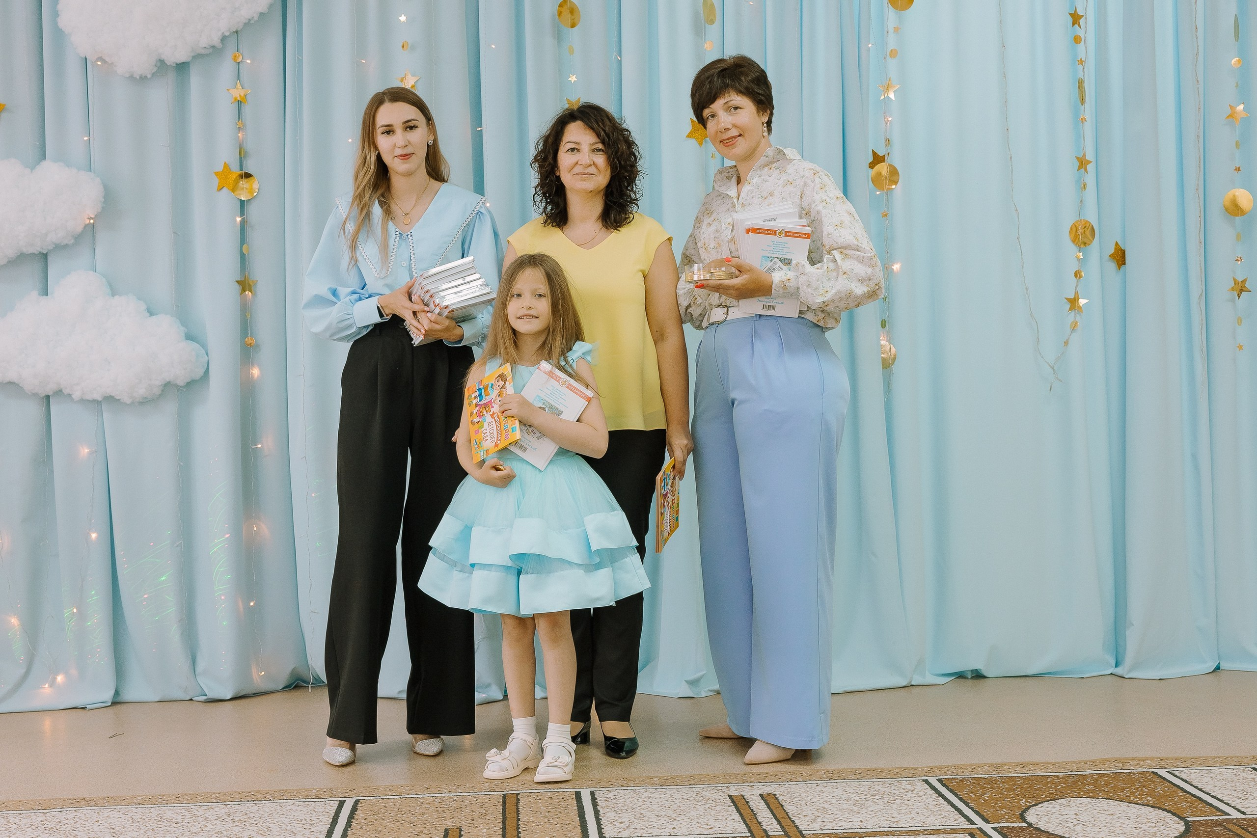 Выпускной в ДС -29. Выпускные альбомы Натальи Бутко: Новороссийск, Анапа, Геленджик