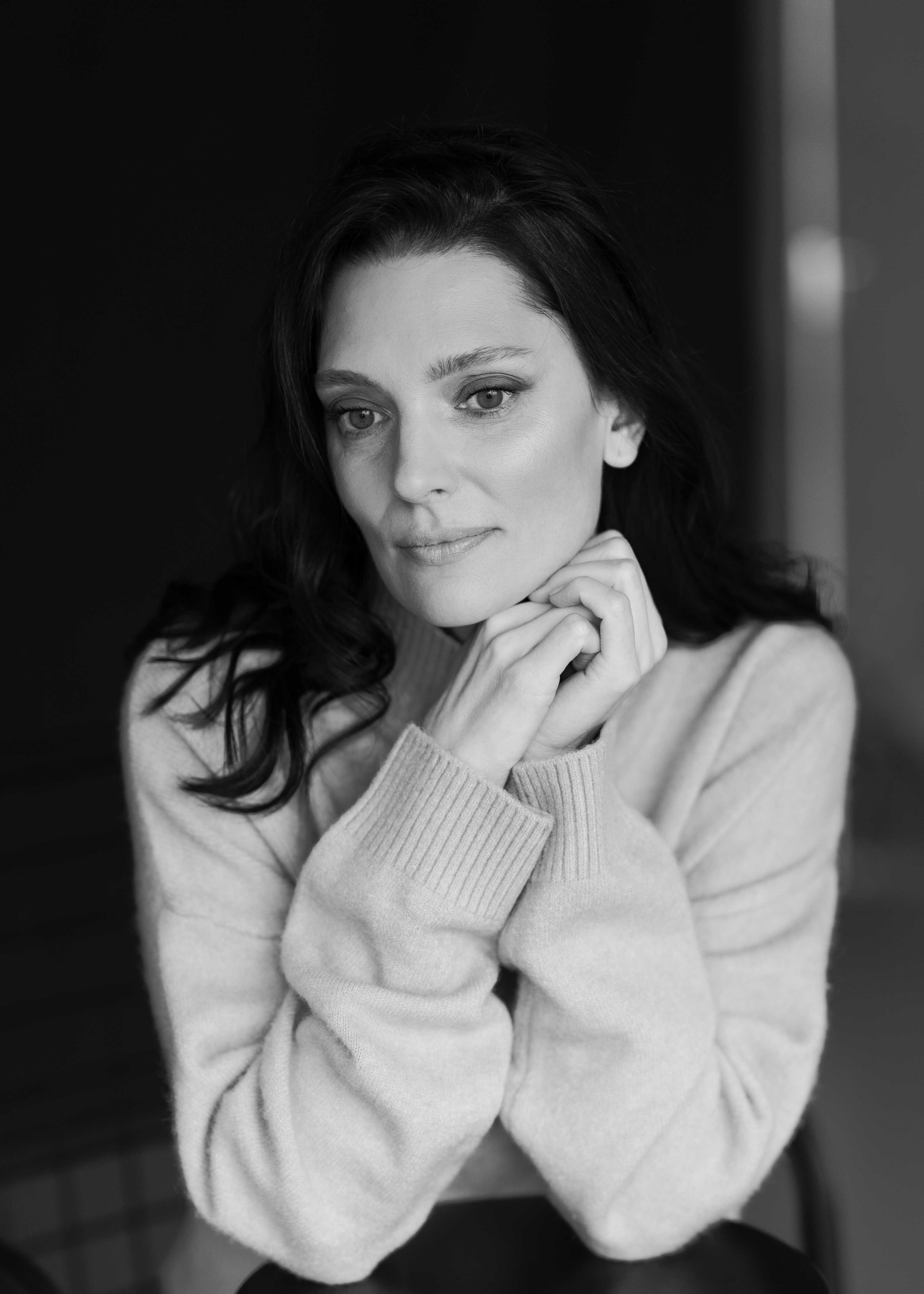 Женский портрет 35+. Женский портретный фотограф 35+ Воронеж. Добро пожаловать в магию ЧБ портрета