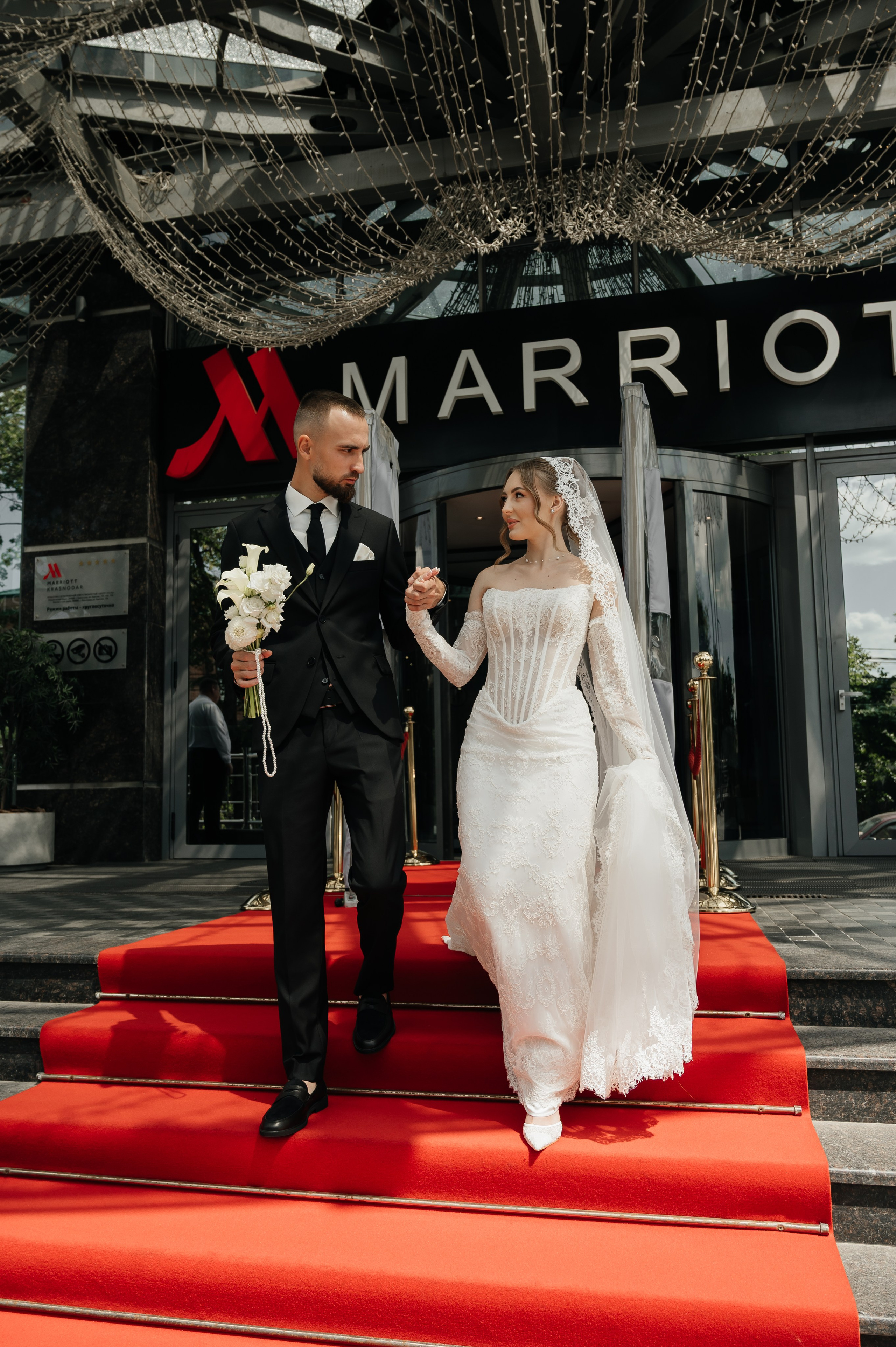 Свадьба (утро в отеле). Свадебный и семейный фотограф в Краснодаре Алина Мельник