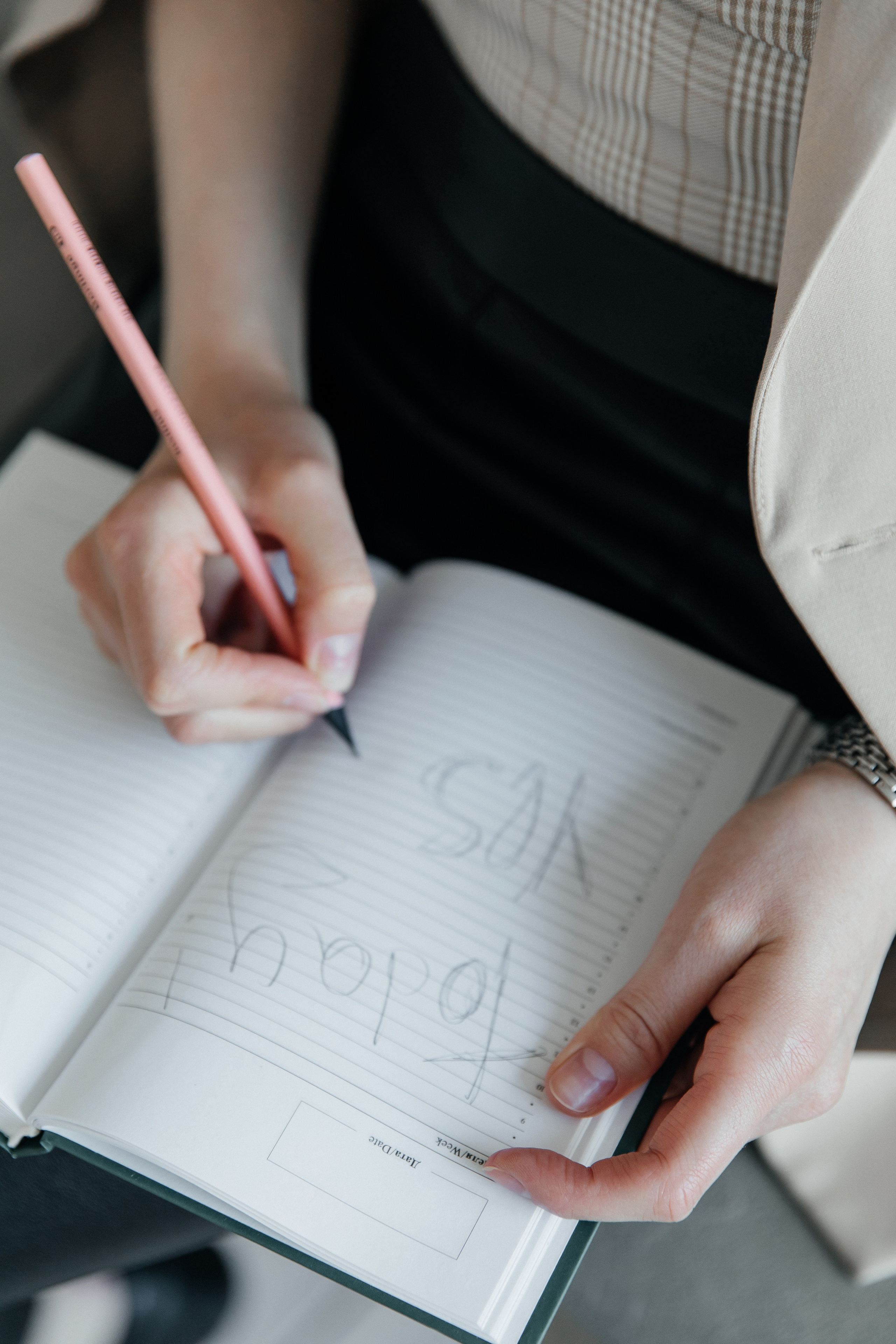 Контент для переводчика. Свадебный фотограф Виктория