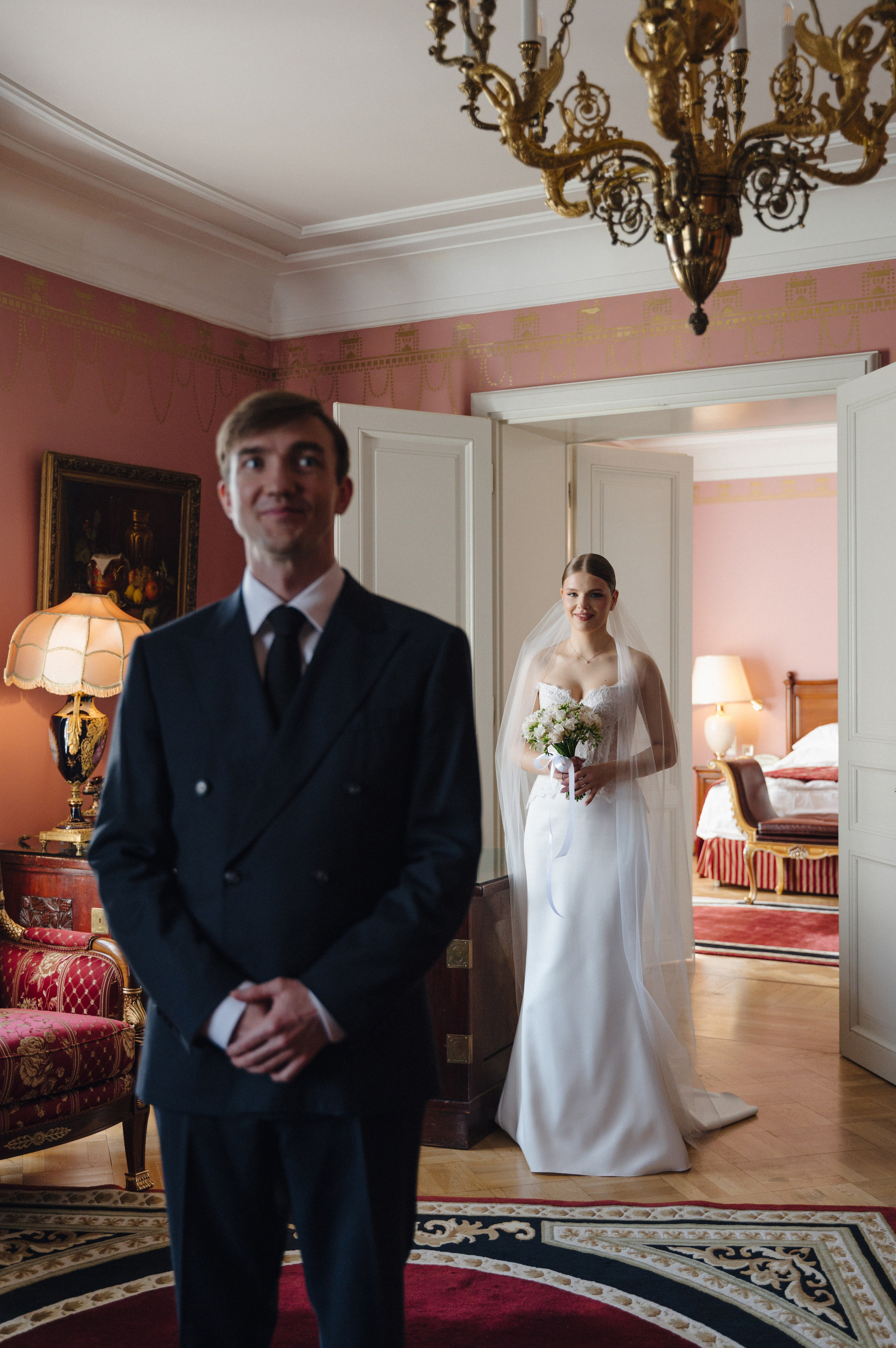 Дмитрий и Луиза. Гостиница Националь и ресторан Белуга. Свадебный фотограф Москва и Санкт-Петербург. Анастасия Чудина