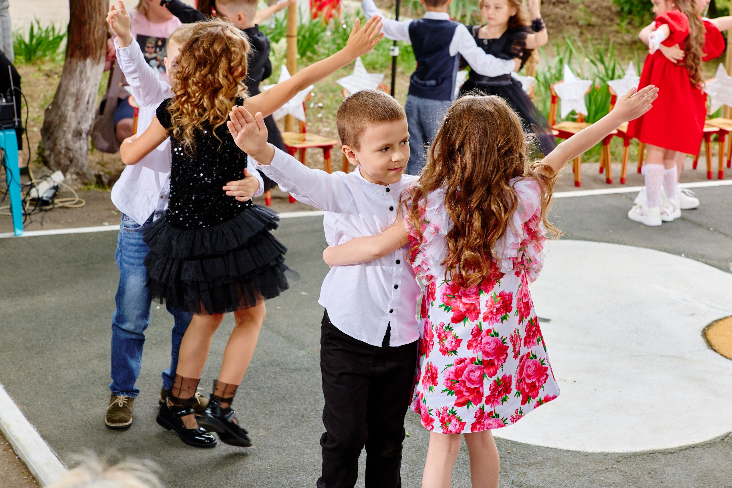 Выпускной 45 сад. Фотограф Выпускные альбомы Таганрог Сергей Коробченко