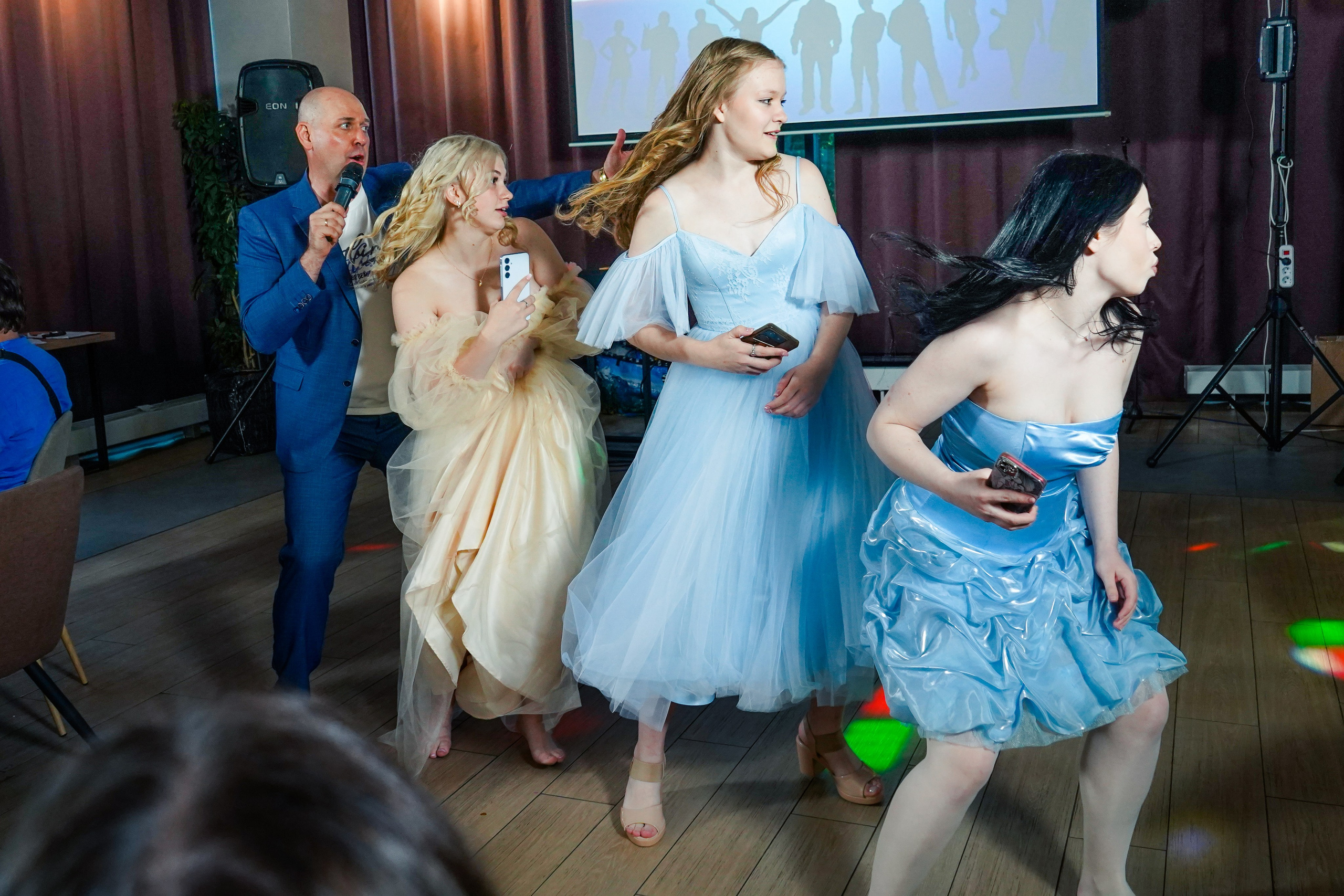 Выпускной вечер, гимназия № 40, 9 класс. Семейный и портретный фотограф в Екатеринбурге Анна Лобанова