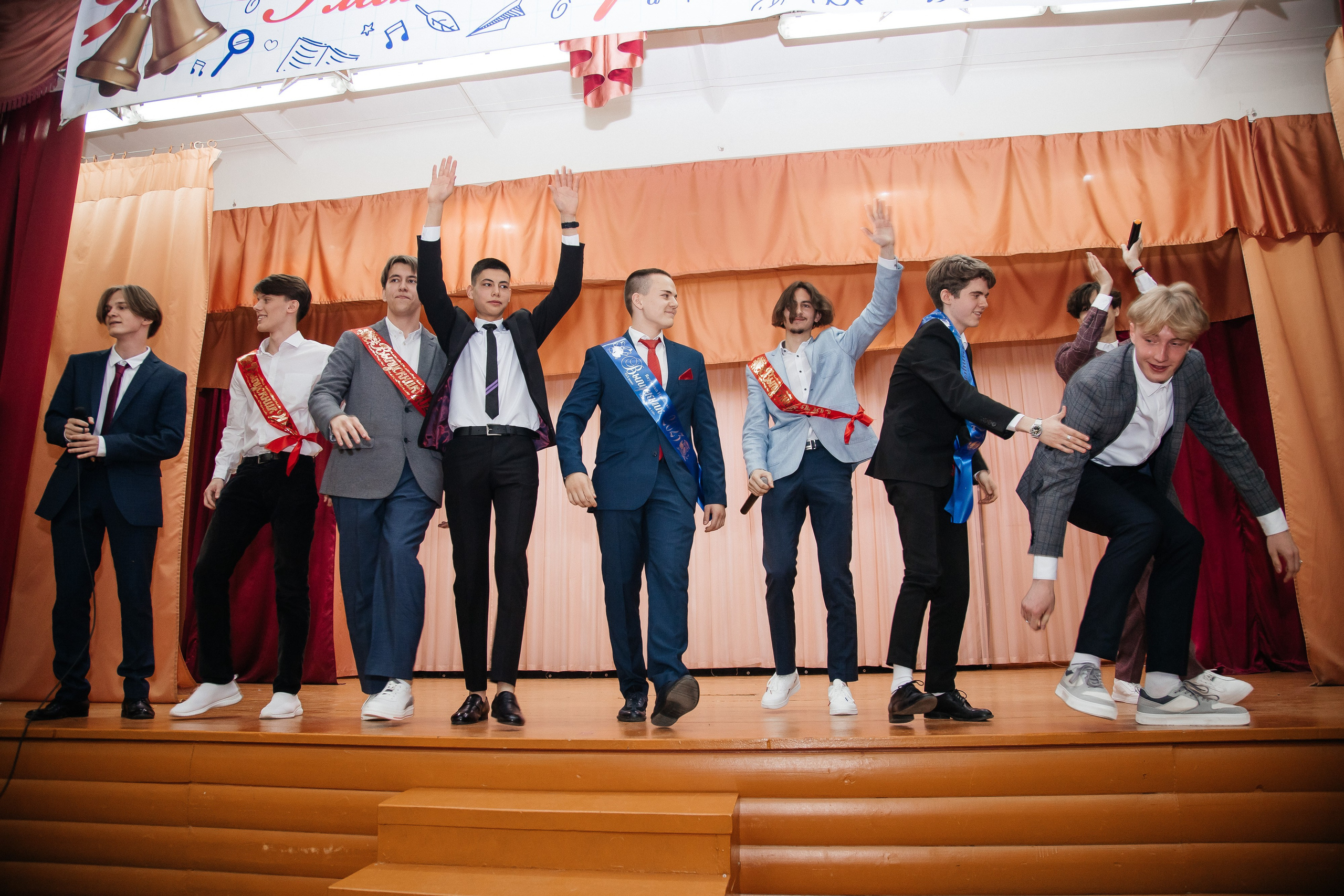 Выпускной. Креативный и женский Фотограф Омске Наталья Лебедева