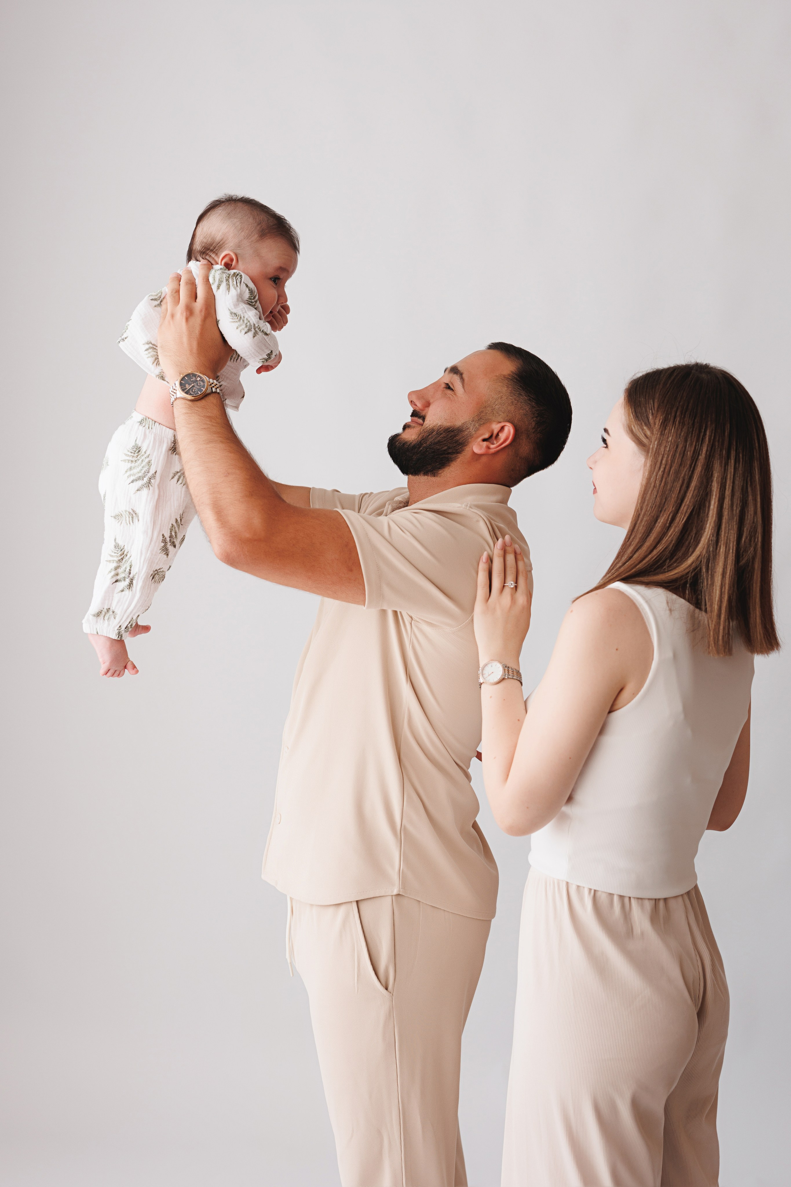 Семьи студия. Профессиональная детская и семейная фотостудия в Краснодаре